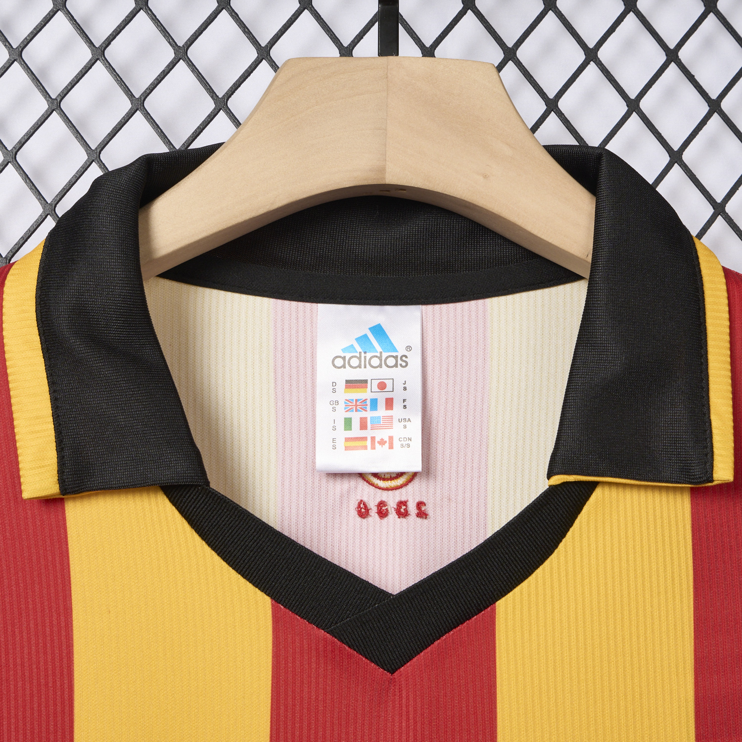 AlphaJersey-Retro Galatasaray 1999-00 Home Long Sleeves Jersey