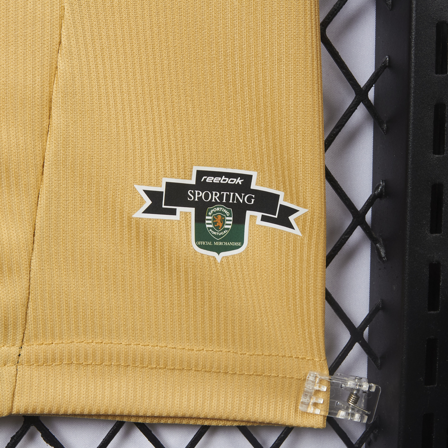 AlphaJersey-Retro Sporting CP 03-04 Away Jersey