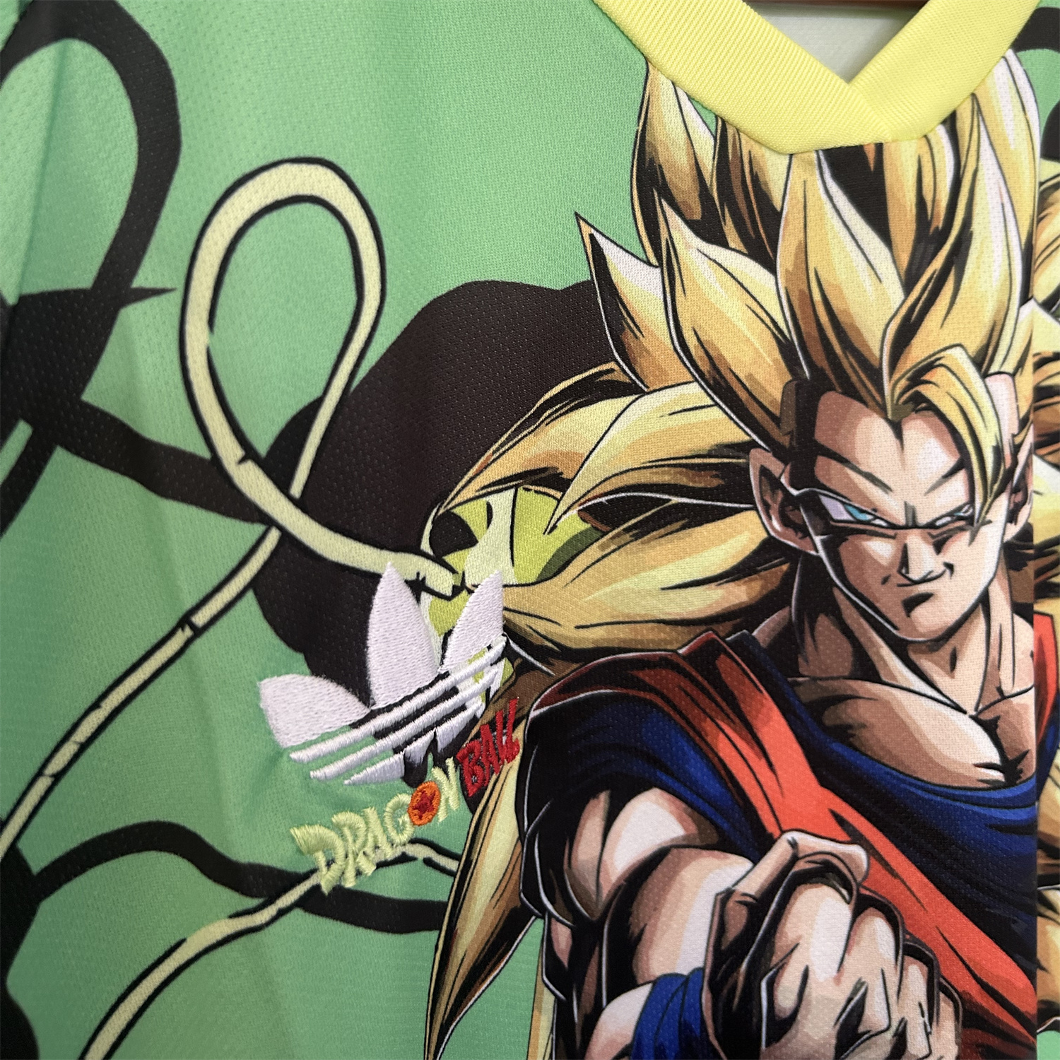 AlphaJersey-Japan 25-26 Dragon Ball Golden Hair Goku Green Special Jersey - Fans Version