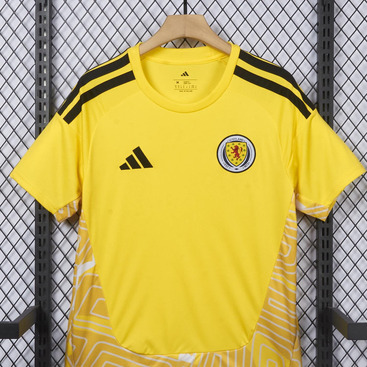 AlphaJersey-S-c-o.t l.a-n.d 2026 Yellow Goalkeeper Jersey - Fans Version