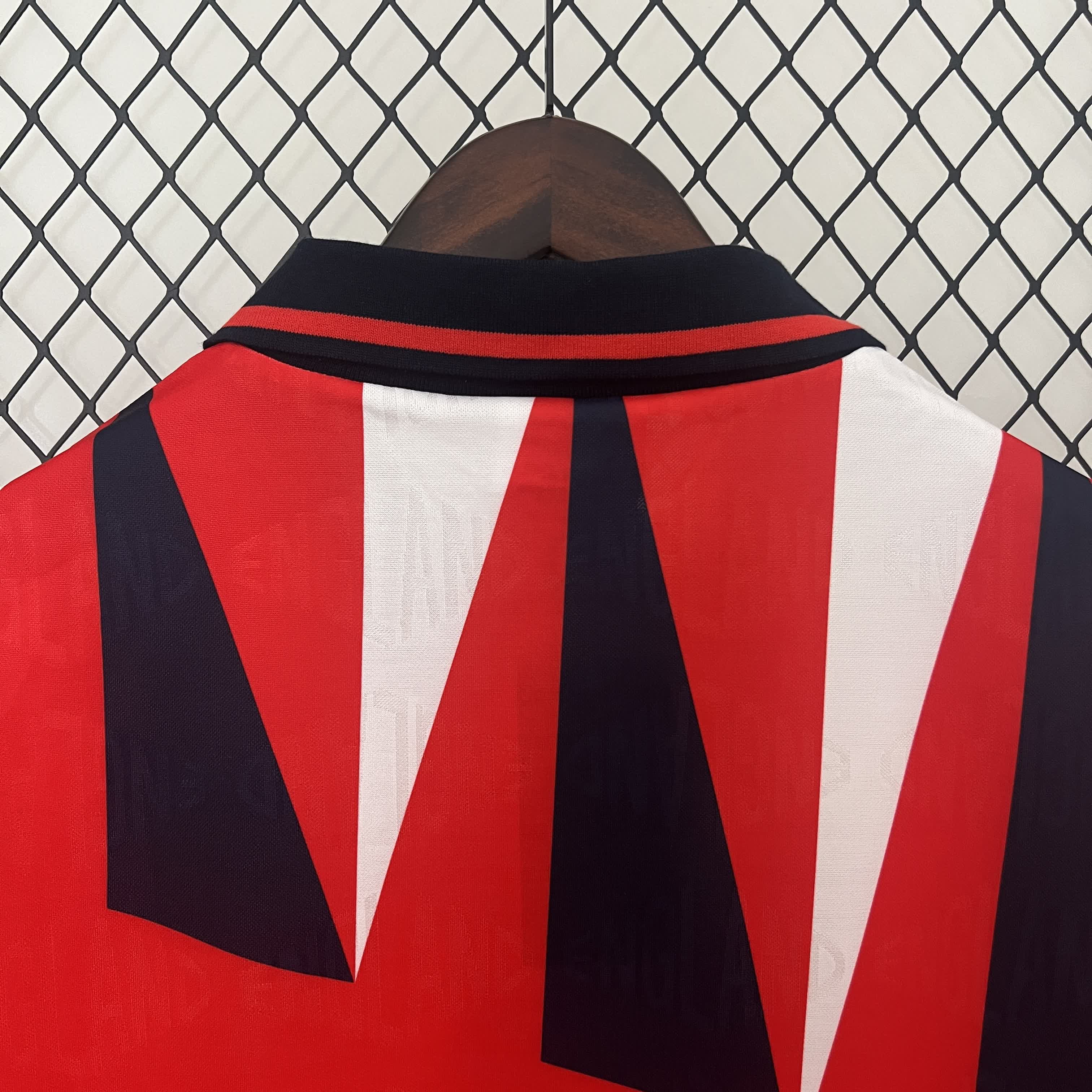 AlphaJersey-Retro England 1992 Away Jersey - Fans Version