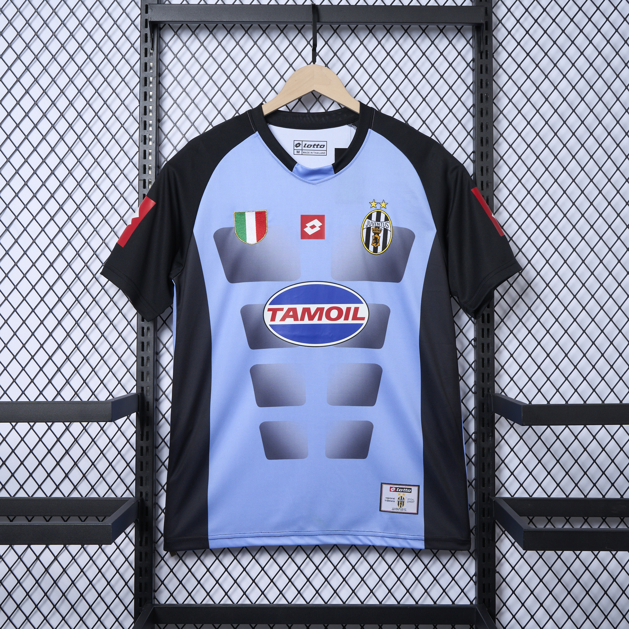 AlphaJersey-Retro Juventus 2002-03 Blue Goalkeeper Jersey
