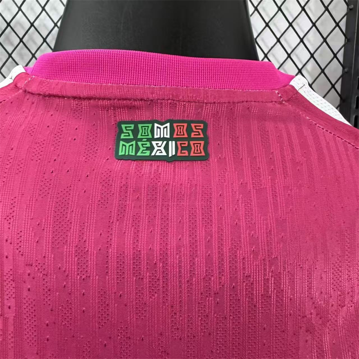 AlphaJersey-Mexico 2026 Pink Goalkeeper Jersey - Player Version