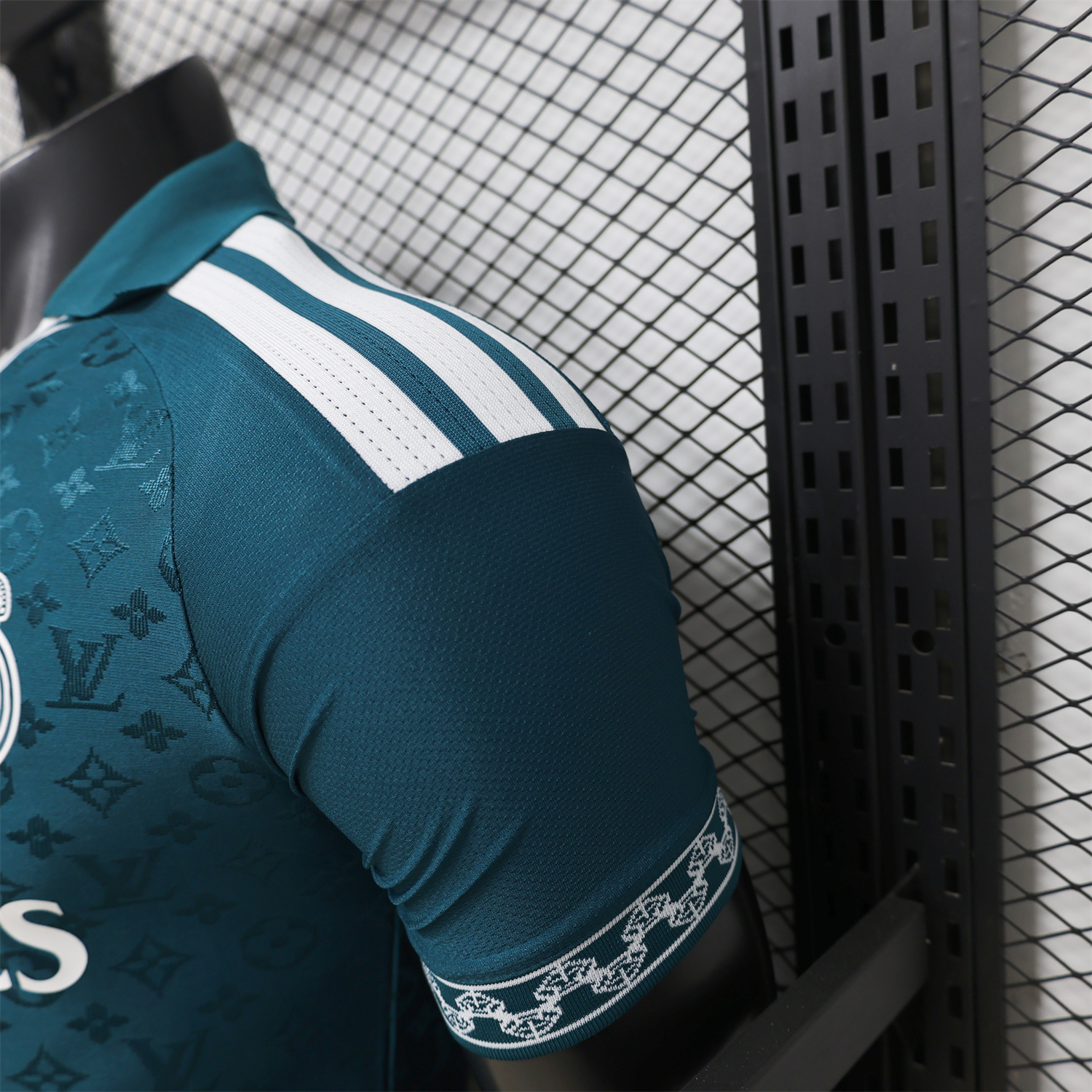 AlphaJersey-Real Madrid 25-26 Green Special Jersey - Player Version