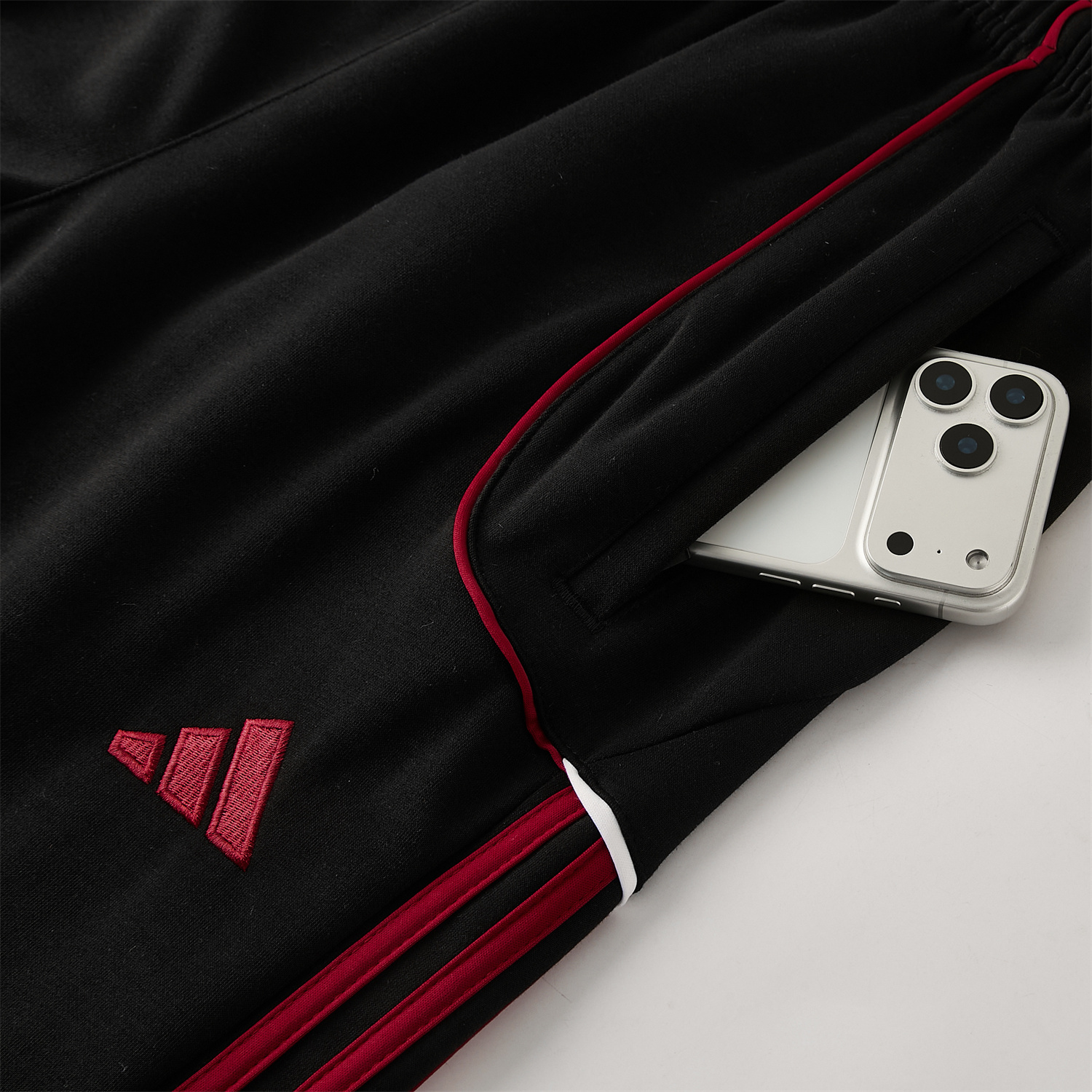 AlphaJersey-Liver.pool 25-26 Hooded Windbreaker Training Set - Black Top & Black Pants