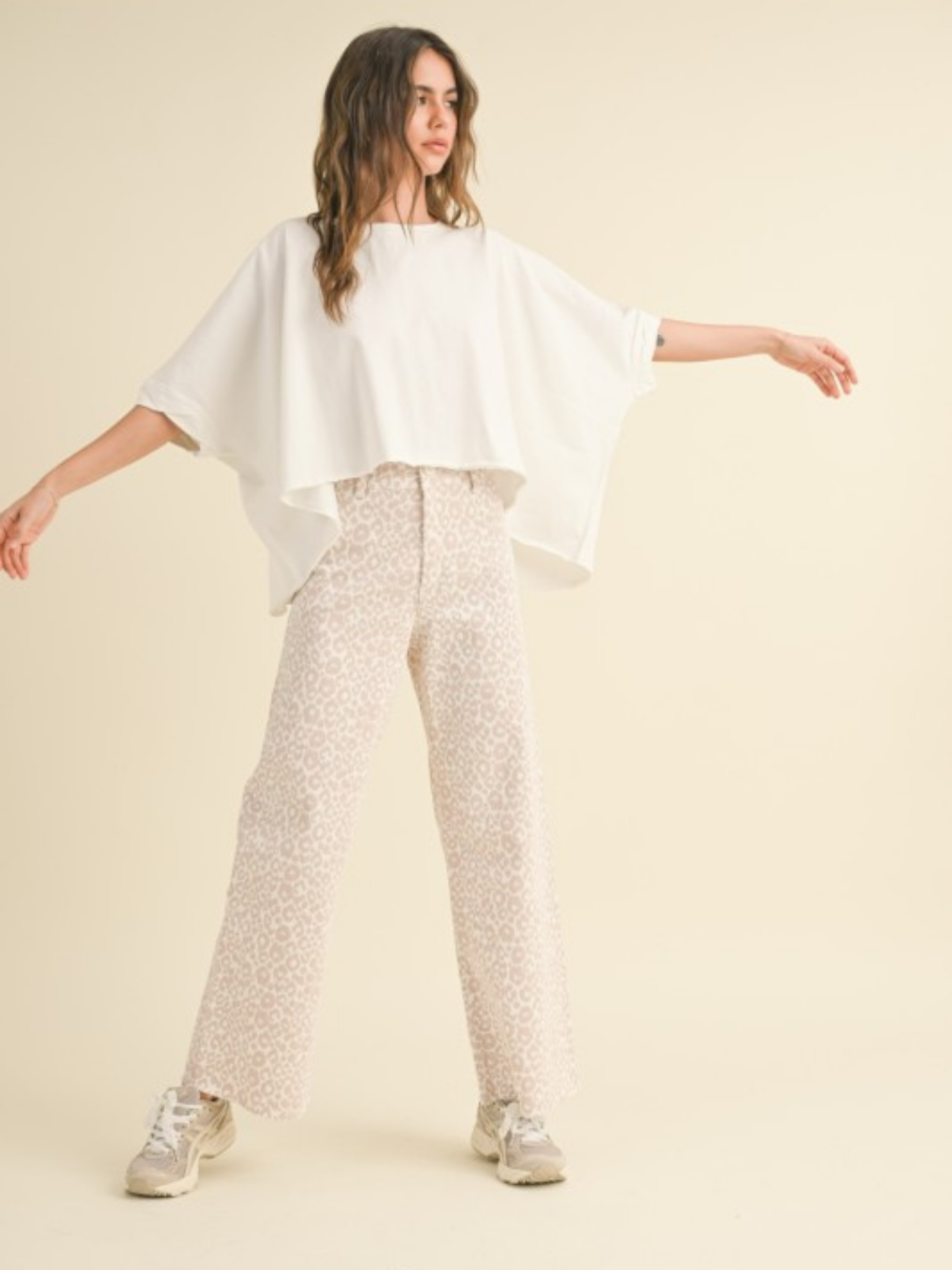 Oversize Cotton Tee | Elegant Women's Fashion by coolavocek