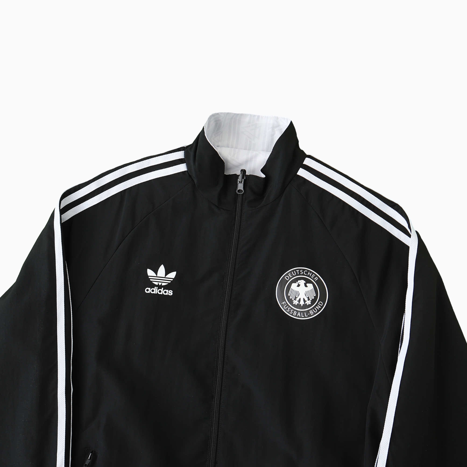 AlphaJersey-Retro Germany 1990 Double Sided Reversible Windbreaker - White & Black