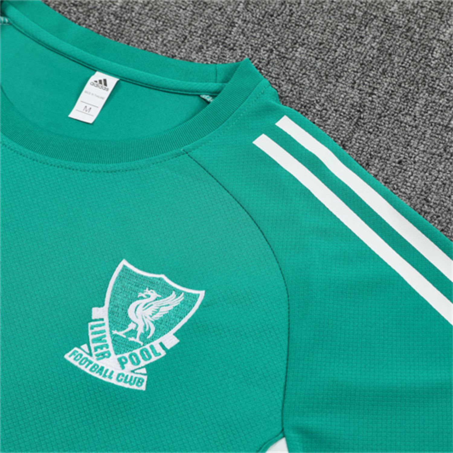 AlphaJersey-Liver.pool 25-26 Kids Short-Sleeve Training Set - Green Top & Black Shorts