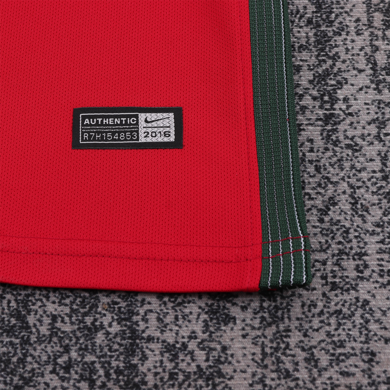 AlphaJersey-Retro Portugal 2016 Home Kids Kit