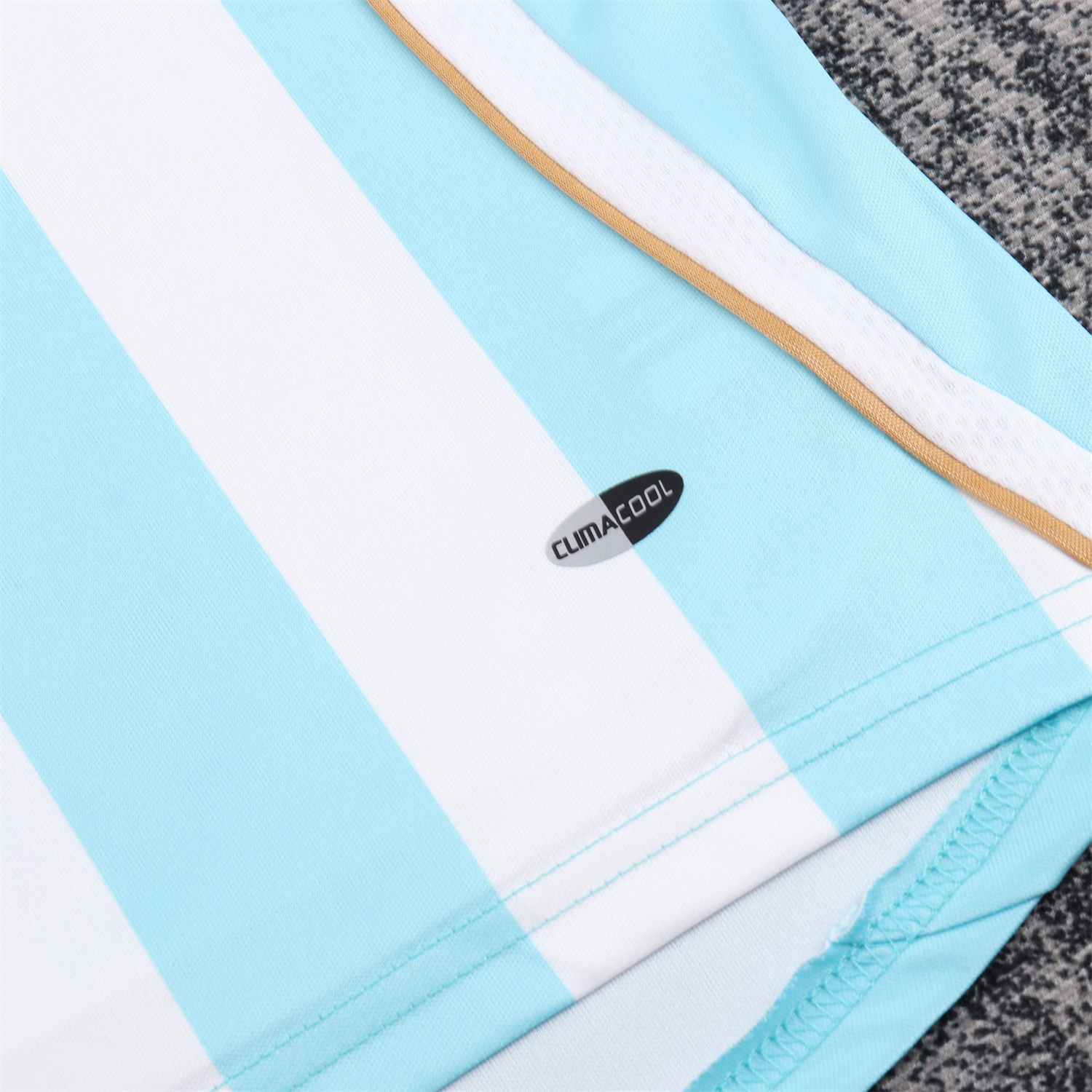 AlphaJersey-Retro Argentina 2006 Home Kids Kit