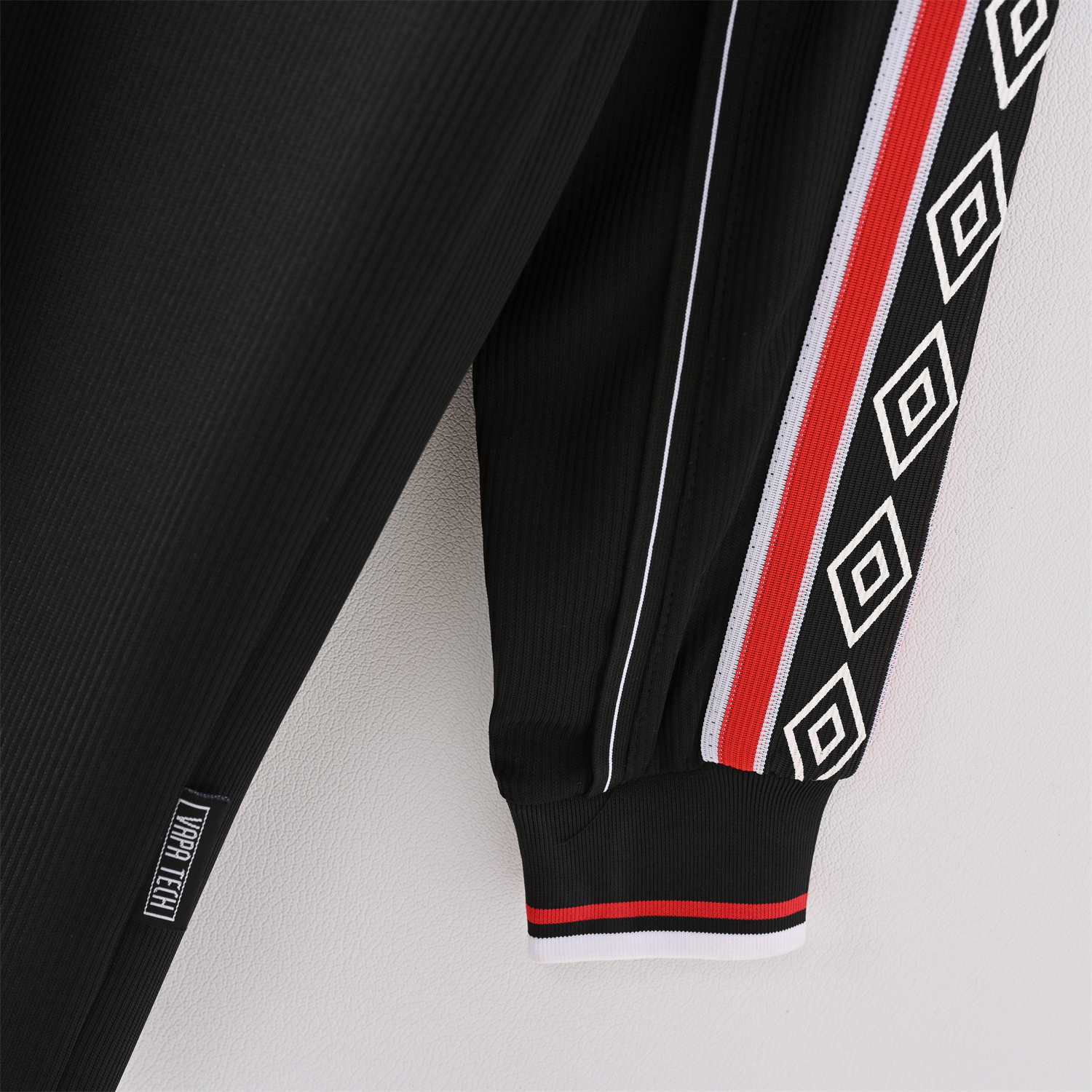 AlphaJersey-Retro Manchester United 1998-99 Black Long Sleeves Jersey