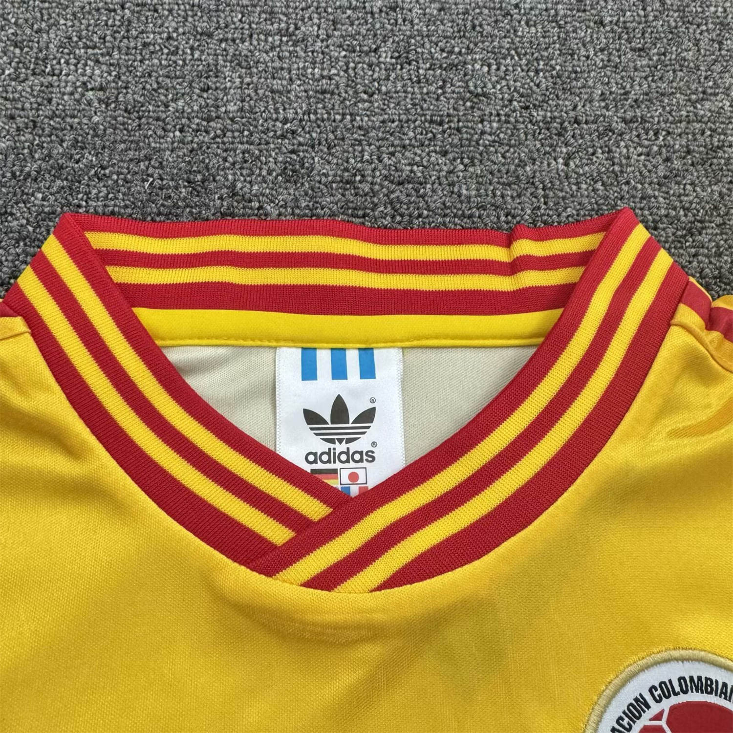 AlphaJersey-Retro Colombia 1990 Home Kids Kit