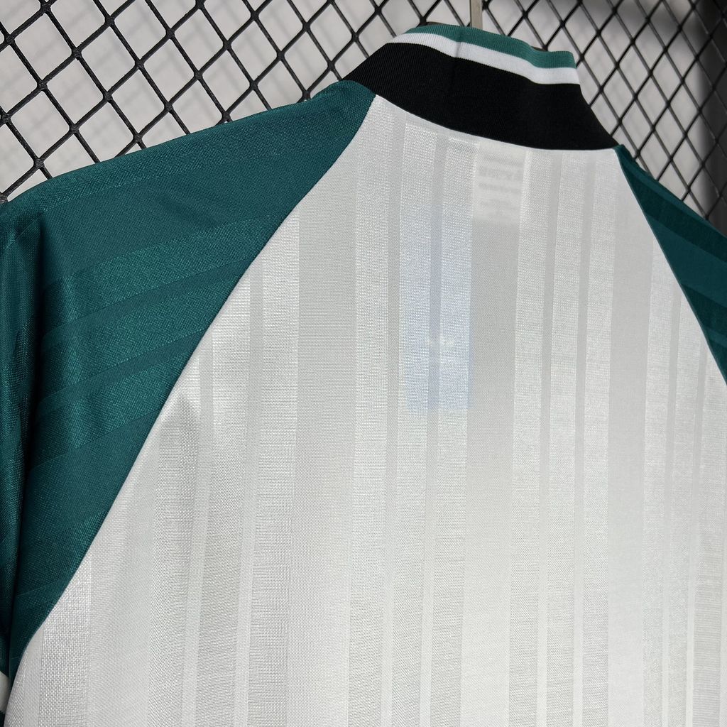 AlphaJersey-Retro Liver.pool 1993-95 Away Stadium Jersey