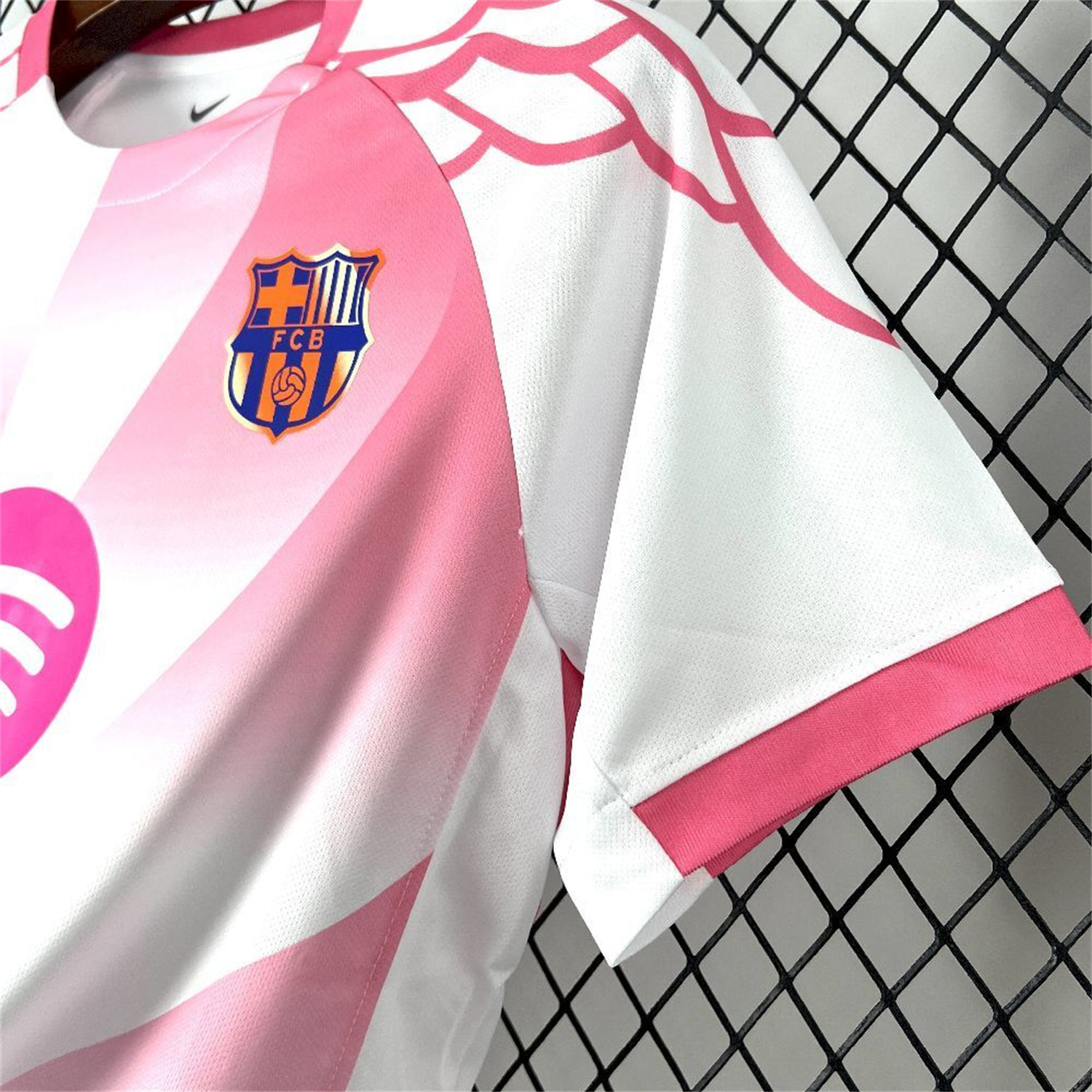 AlphaJersey-Barcelona 25-26 Pink And White Special Jersey - Fans Version