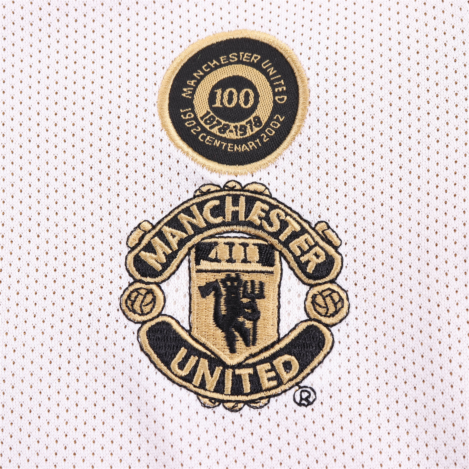AlphaJersey-Retro Manchester United 2001-02 100th Centery Kids Kit - White