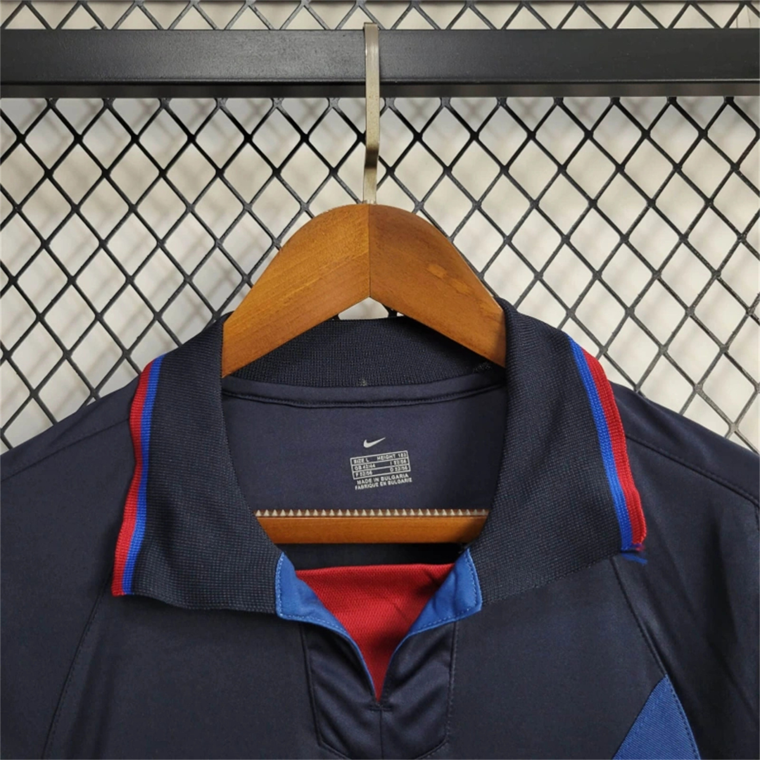 AlphaJersey-Retro Barcelona 02-03 Away Jersey
