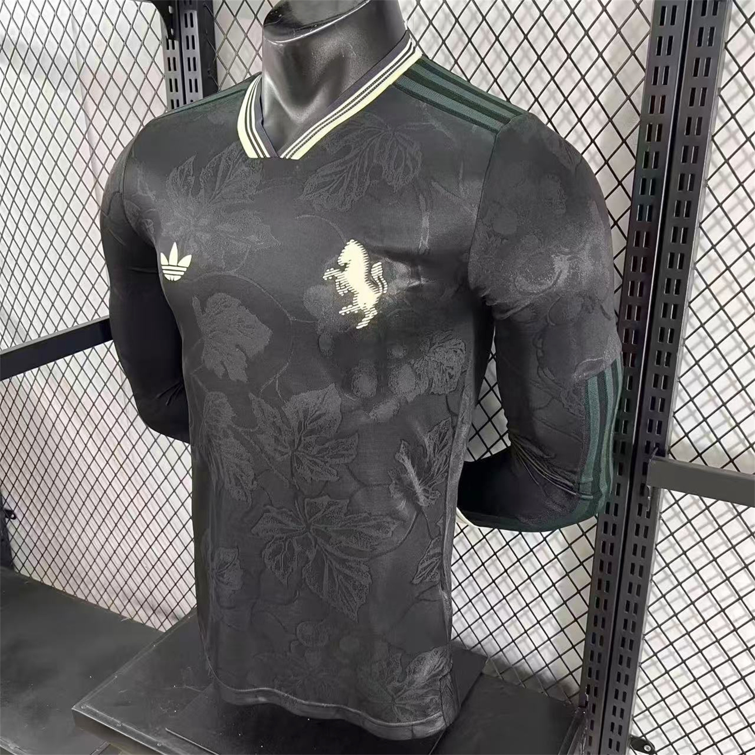 AlphaJersey-Juventus 25-26 Third Black Unsponsored Long Sleeves Jersey - Player Version