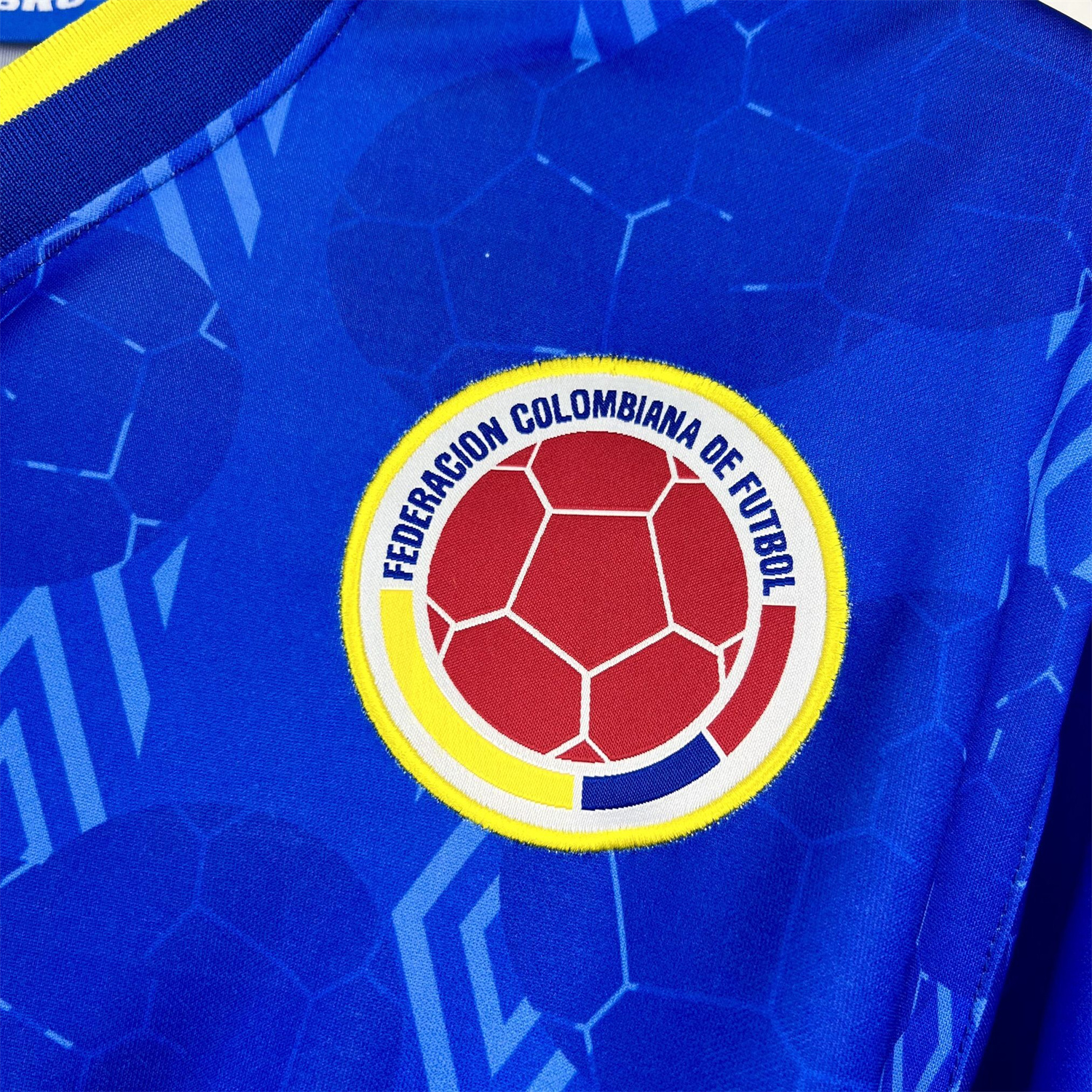 AlphaJersey-Retro Colombia 1994 Away Long Sleeves Jersey
