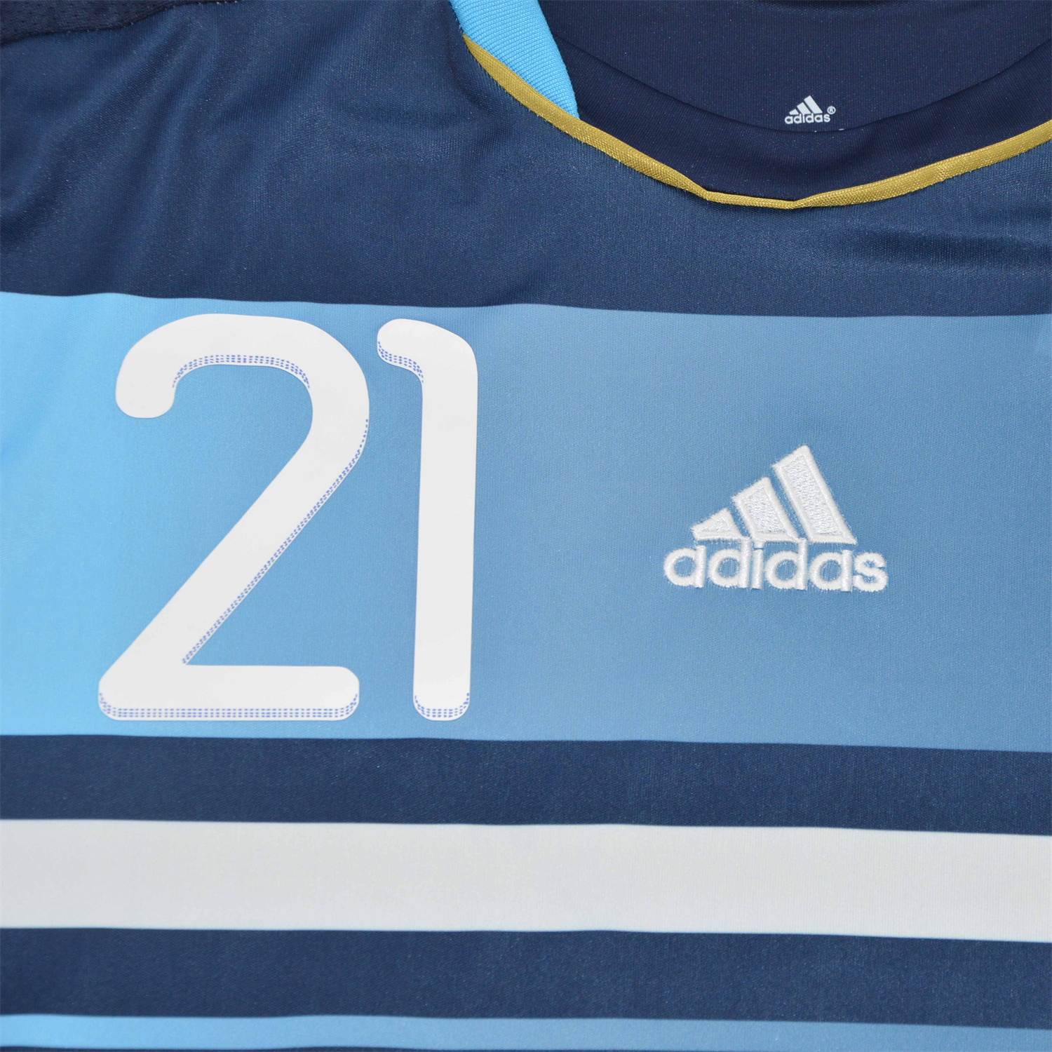 AlphaJersey-Retro Argentina 2011-13 Away Jersey