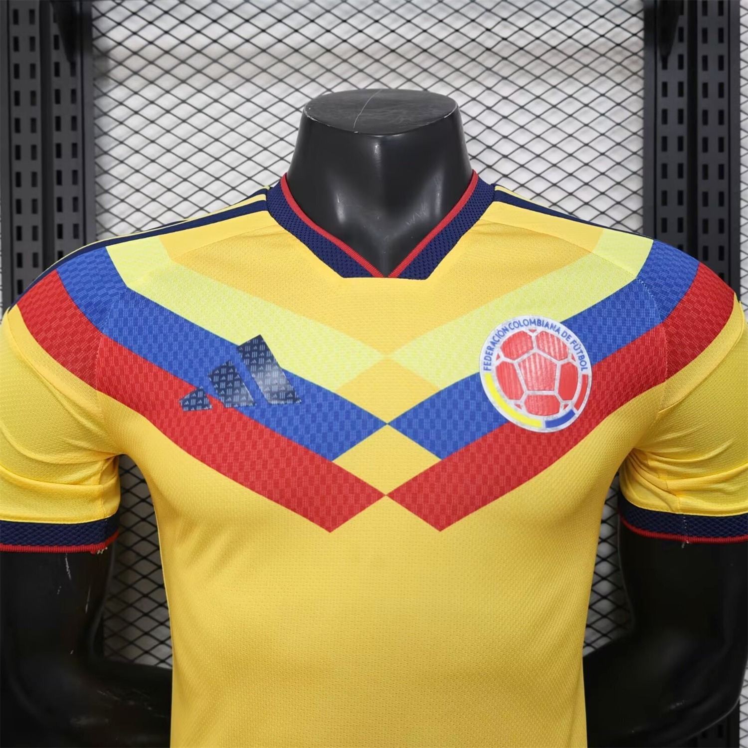 AlphaJersey-Colombia 2026 Shoulder Stripes Special Jersey - Player Version