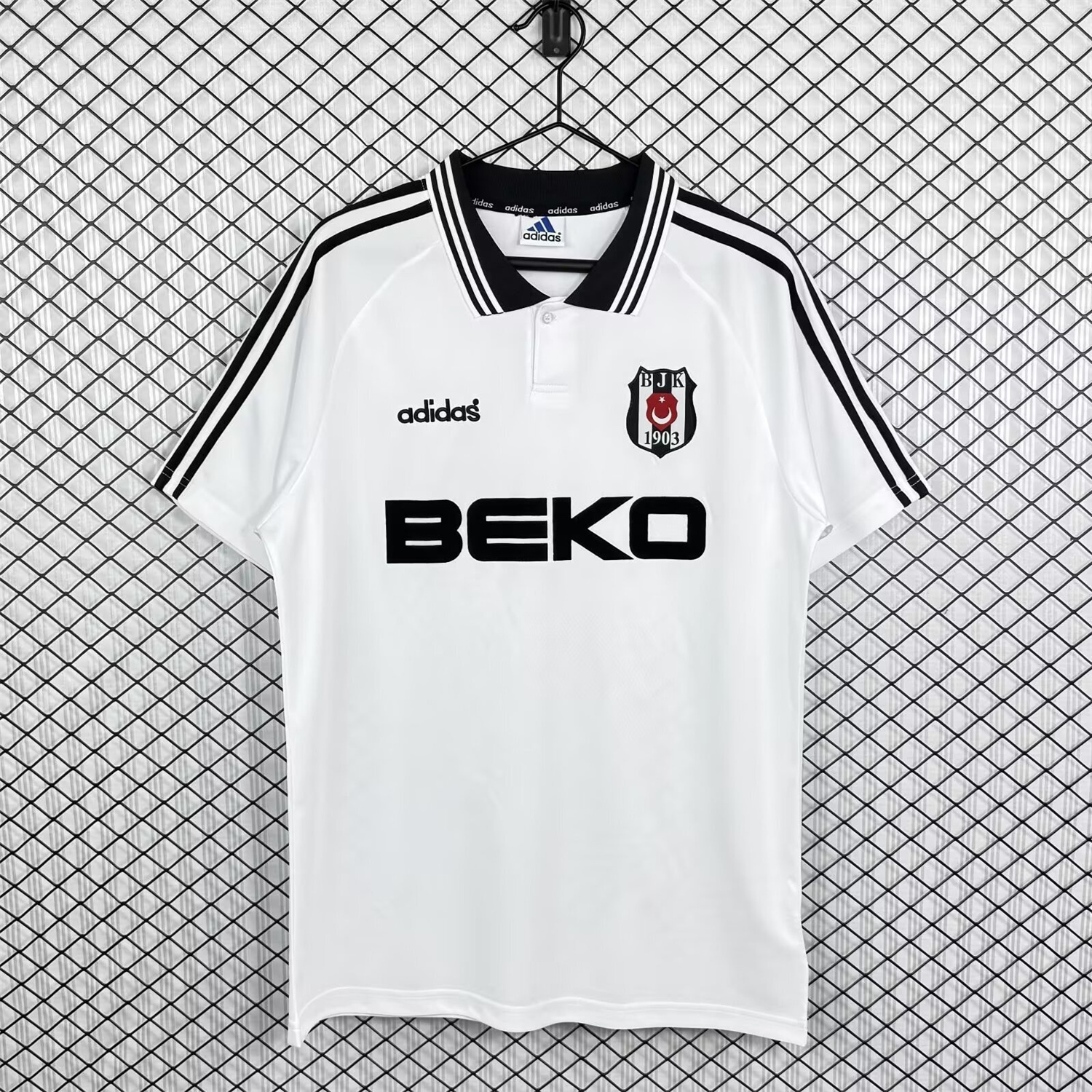 AlphaJersey-Retro Besiktas 1996-97 Home Jersey