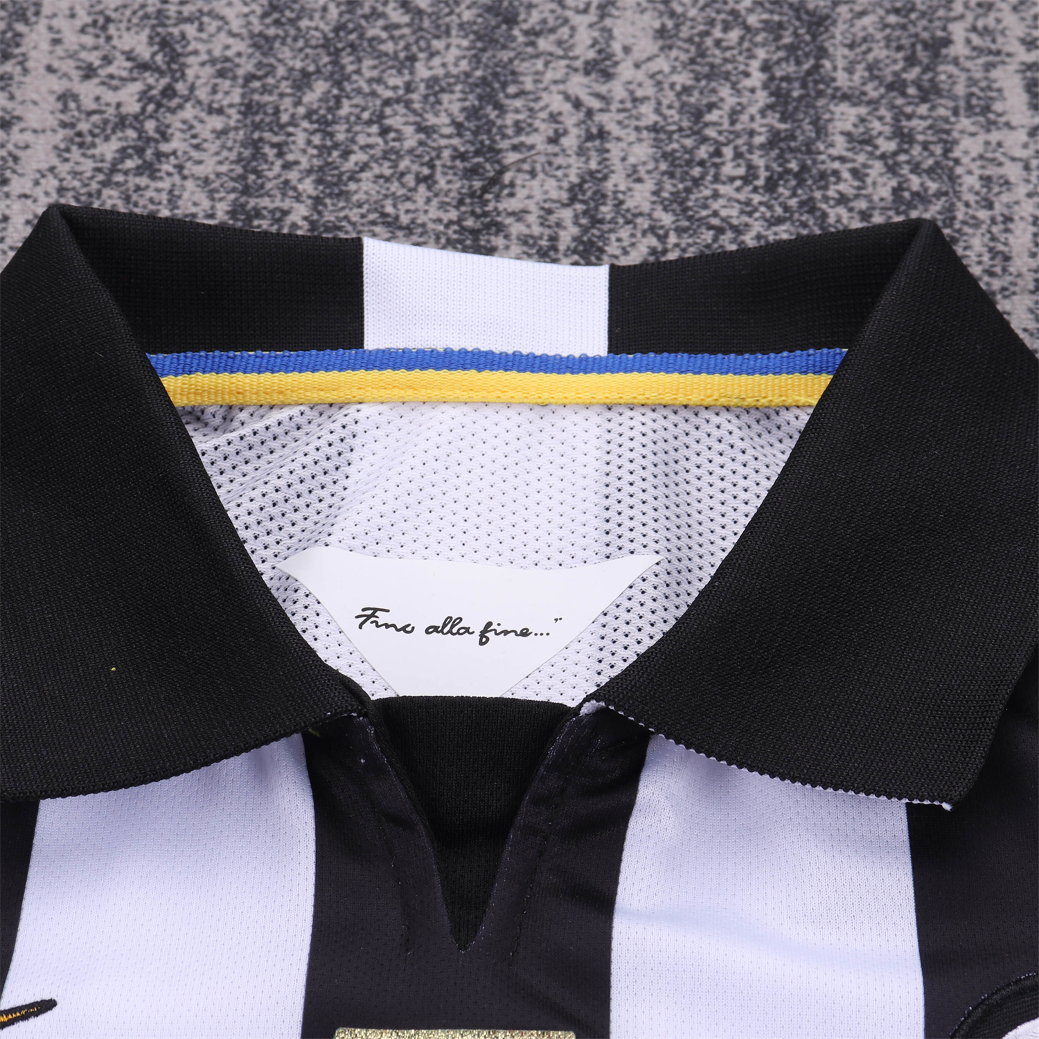 AlphaJersey-Retro Juventus 2014-15 Home Kids Kit