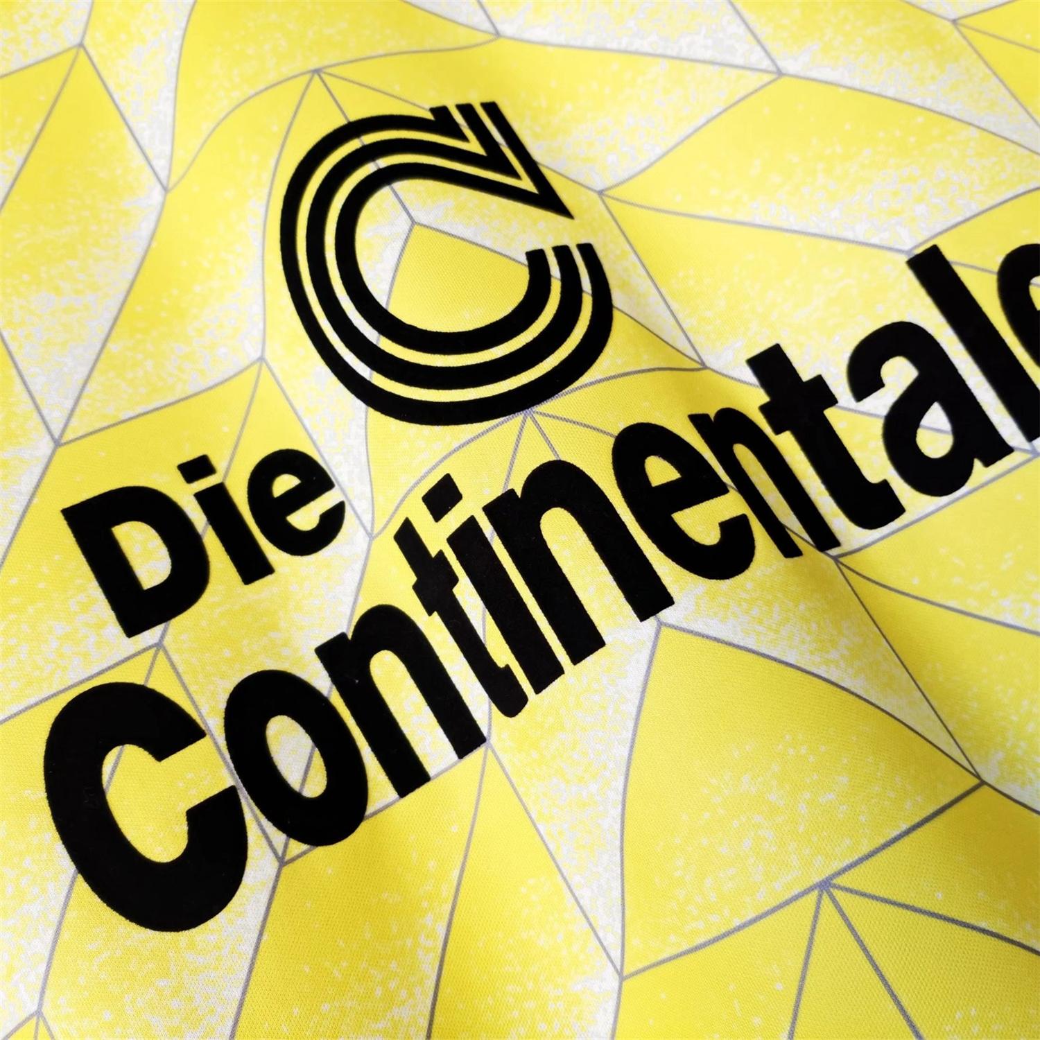 AlphaJersey-Retro Dortmund 1988-89 Home Jersey