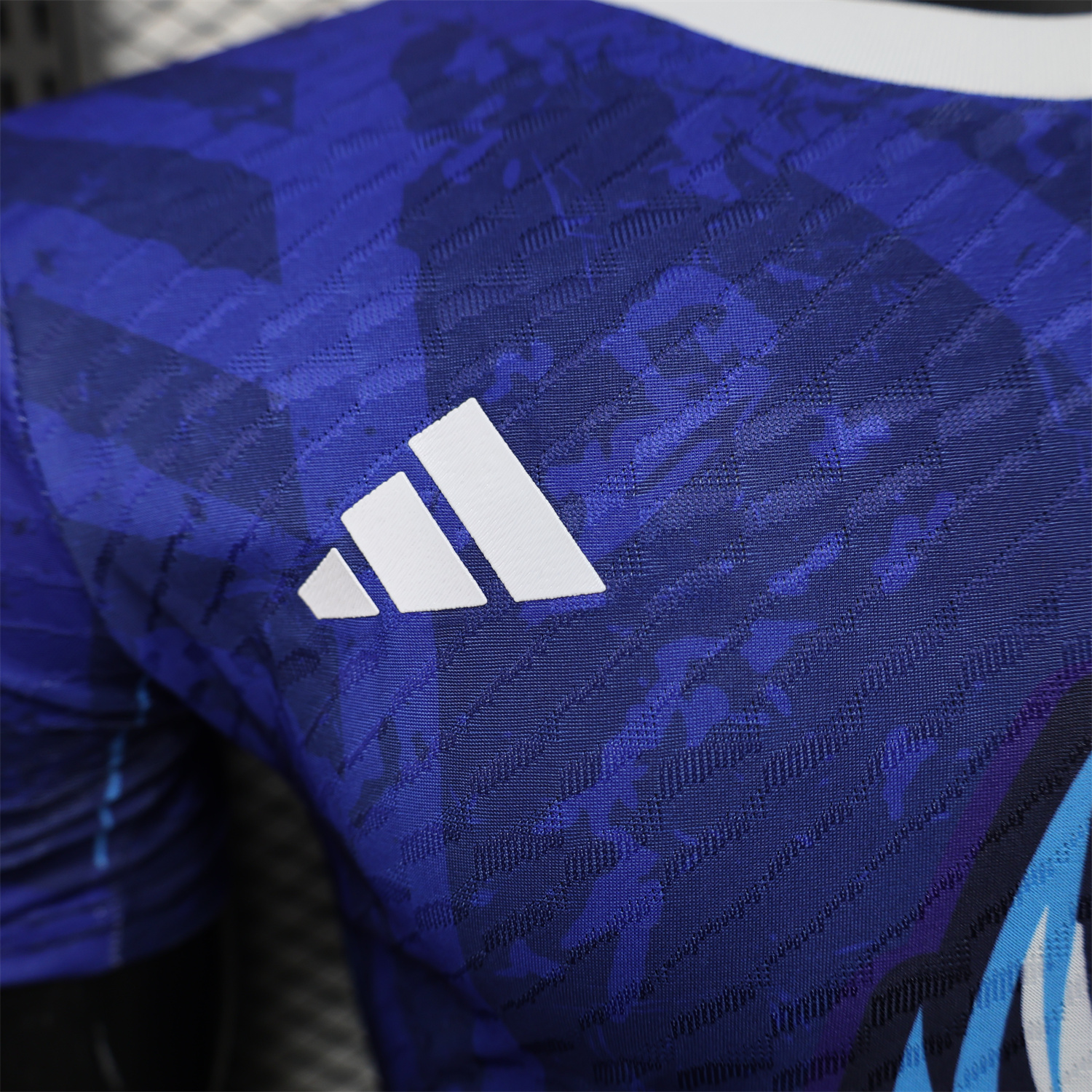 AlphaJersey-Japan 25-26 Light Blue Owl Deep Blue Special Jersey - Player Version