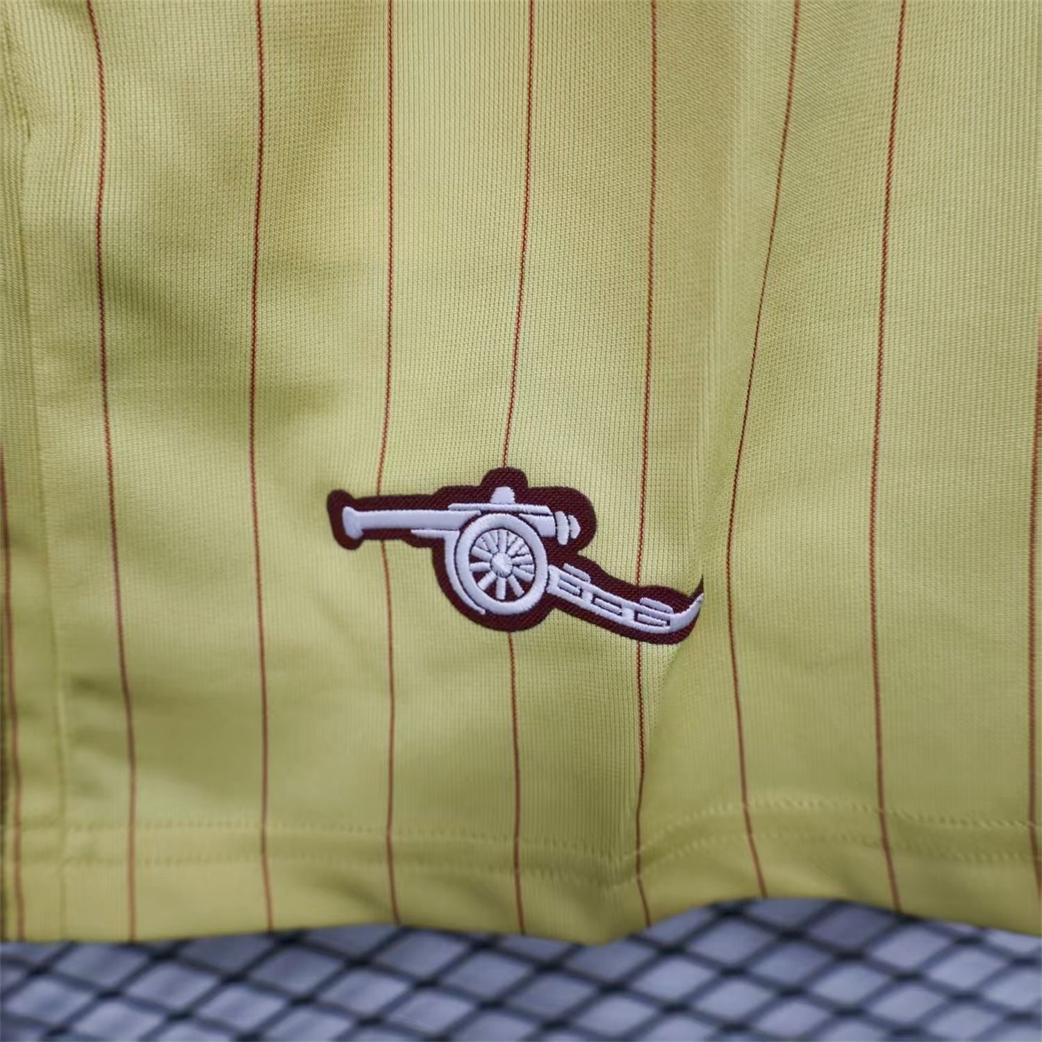 AlphaJersey-Arsenal 25-26 Trefoil Yellow Travel Shorts - Player Version