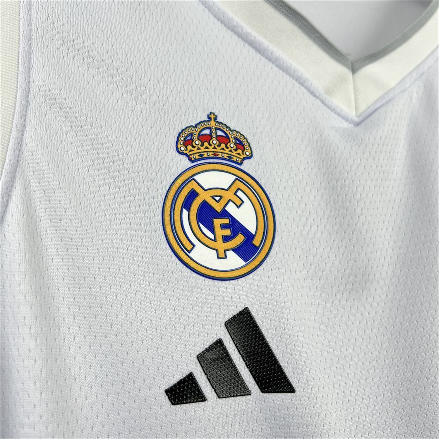 AlphaJersey-Real Madrid 25-26 White Basketball Training Vest - Fans Version