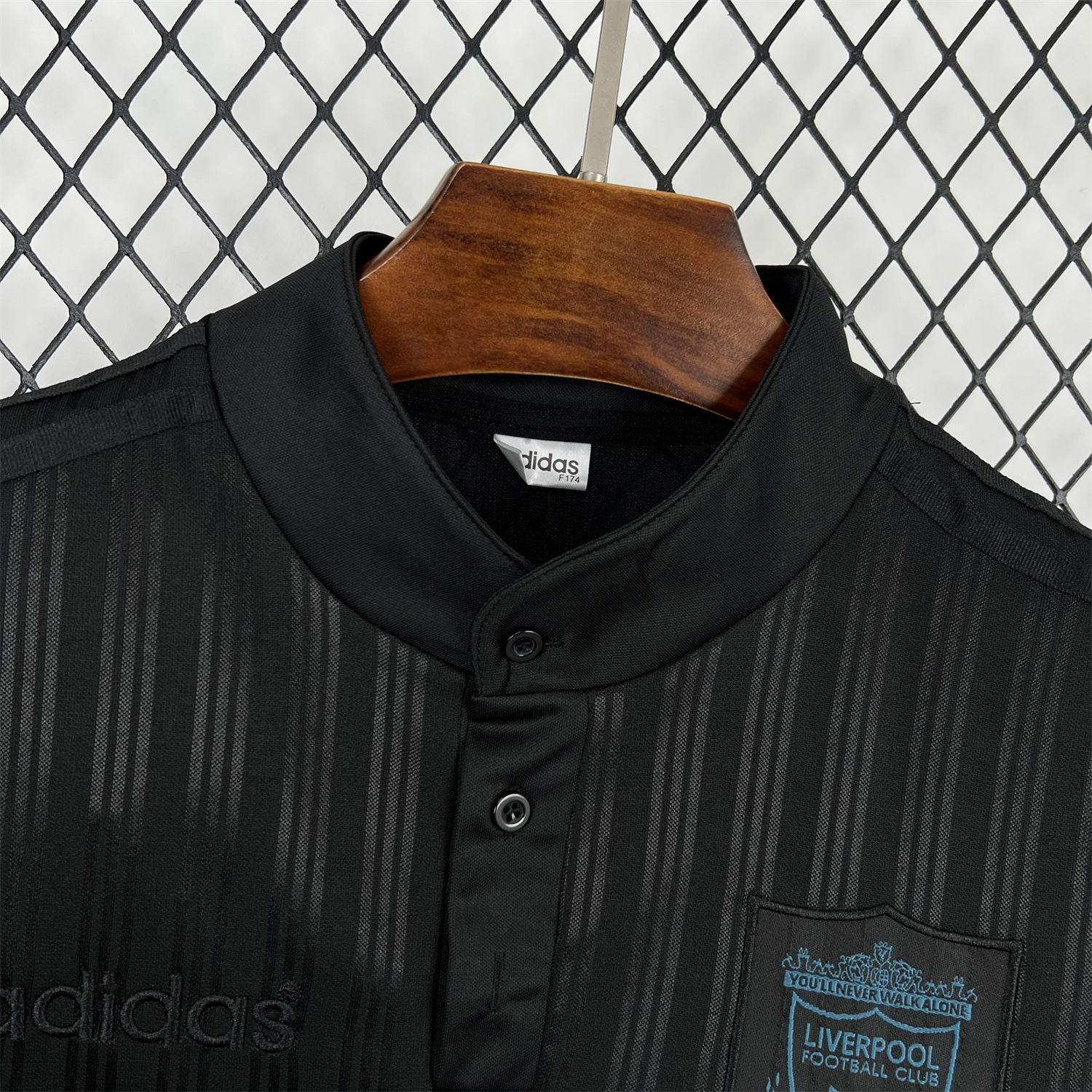 AlphaJersey-Retro Liver.pool 1995-96 Black Special Jersey