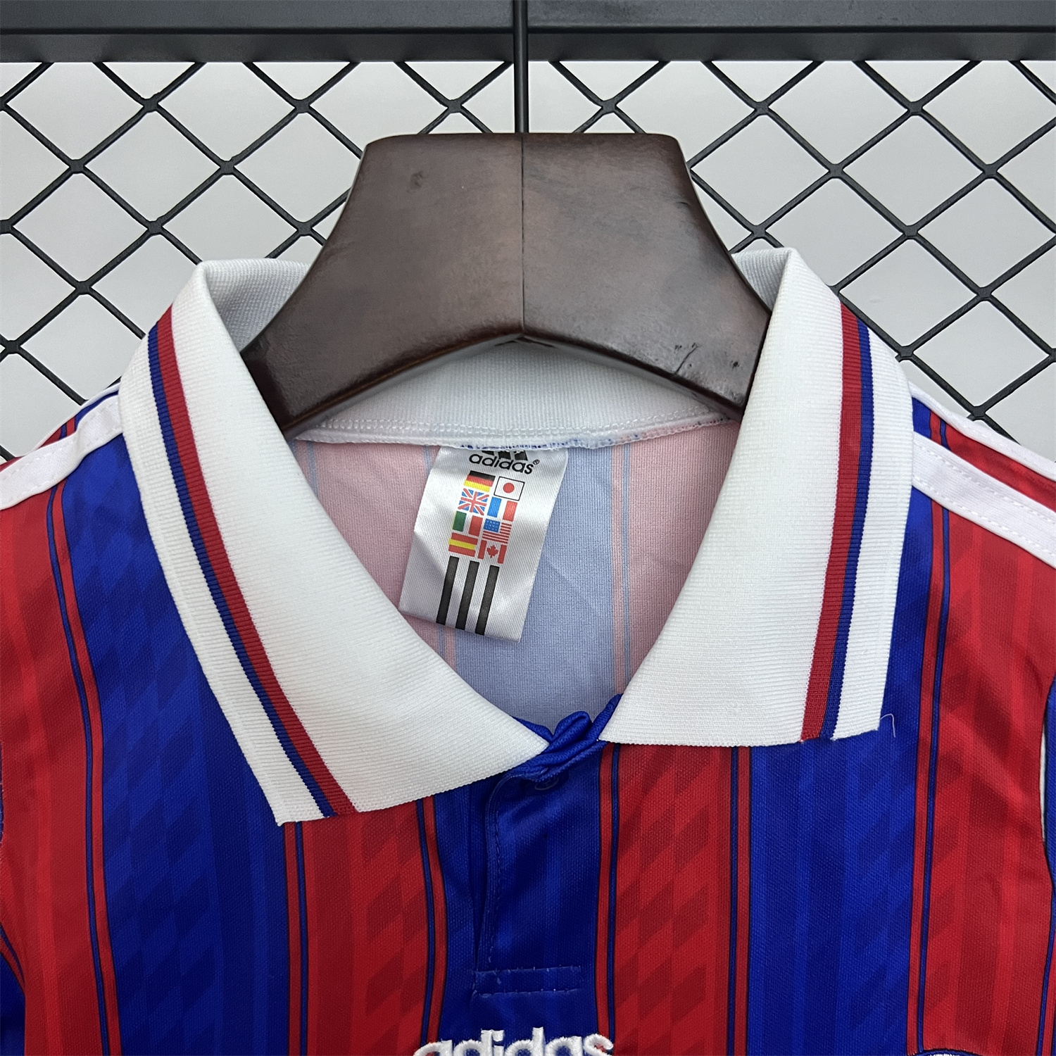 AlphaJersey-Retro Bayern Munich 1995-97 Home Kids Kit