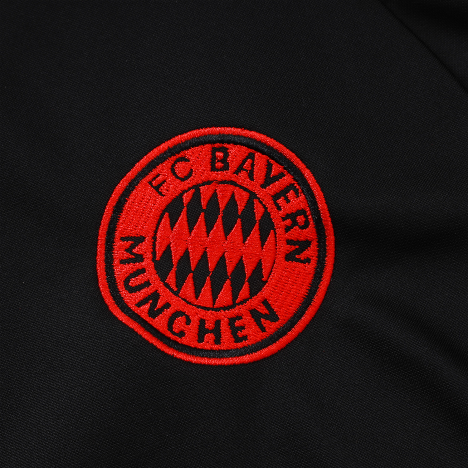 AlphaJersey-Bayern Munich 25-26 Long Sleeves Training Set - Black Top & Pants with Orange Badge