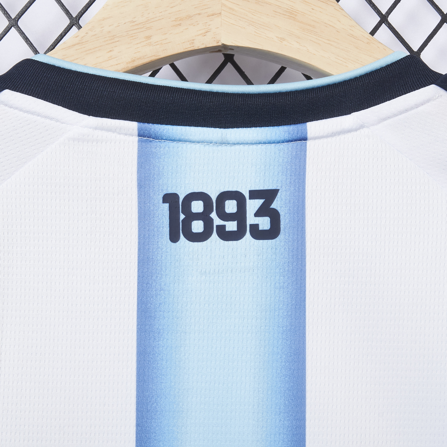 AlphaJersey-Women's Argentina 2026 Home Cropped Jersey