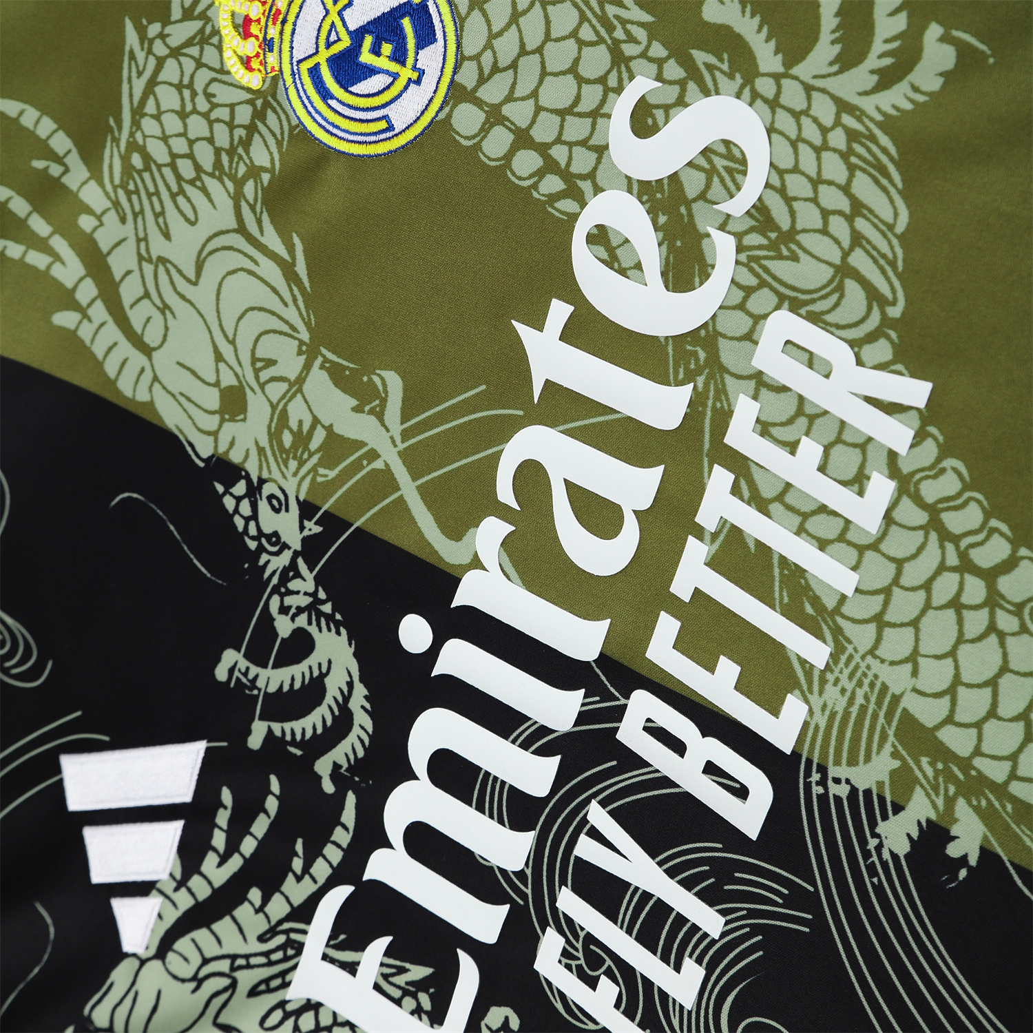AlphaJersey-Real Madrid 25-26 Short-Sleeve Training Set - Green-Black Dragon Top & Black-White Shorts
