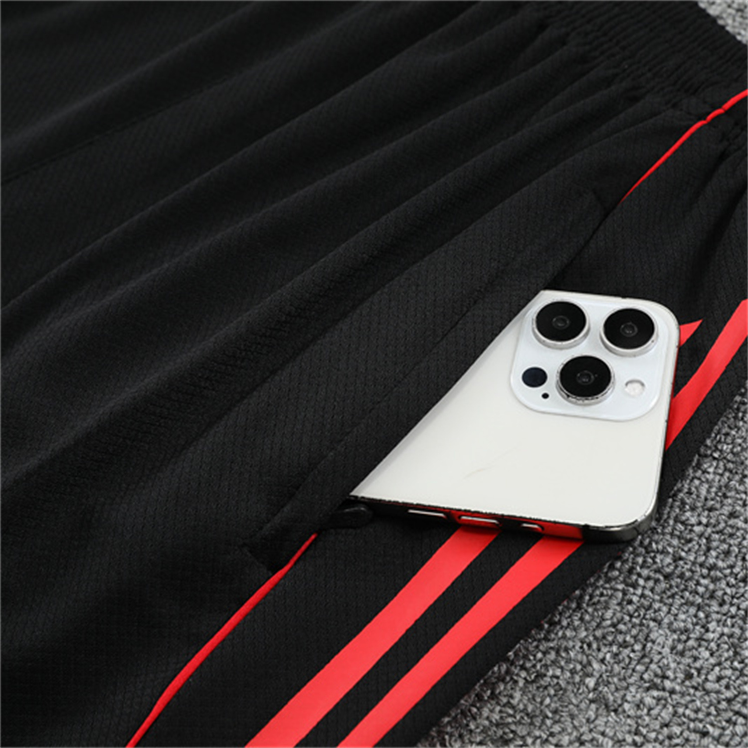 AlphaJersey-Liver.pool 25-26 Kids Short-Sleeve Training Set Off White Top & Black Shorts