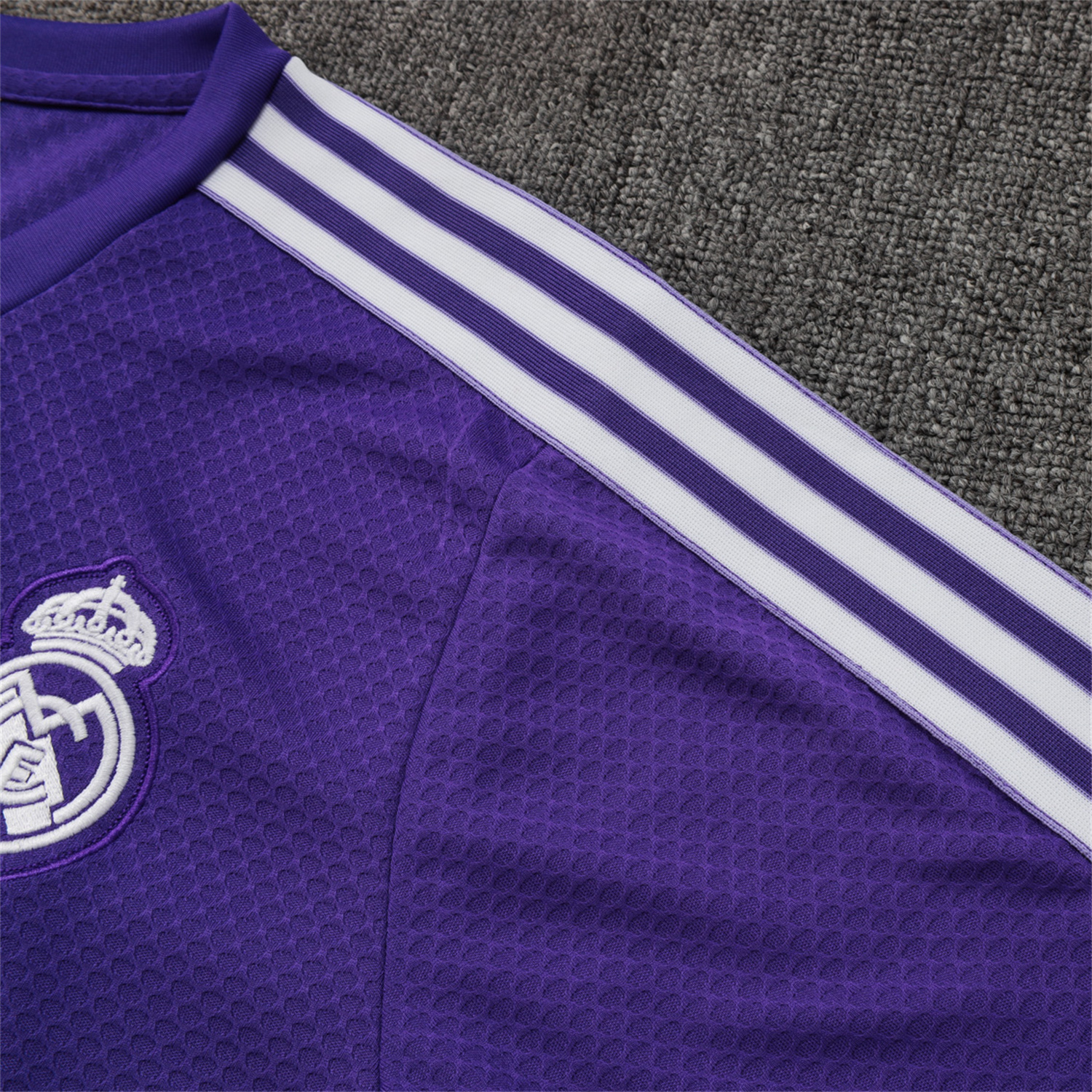 AlphaJersey-Real Madrid 25-26 Throwback Trefoil Short-Sleeve Training Set - Purple