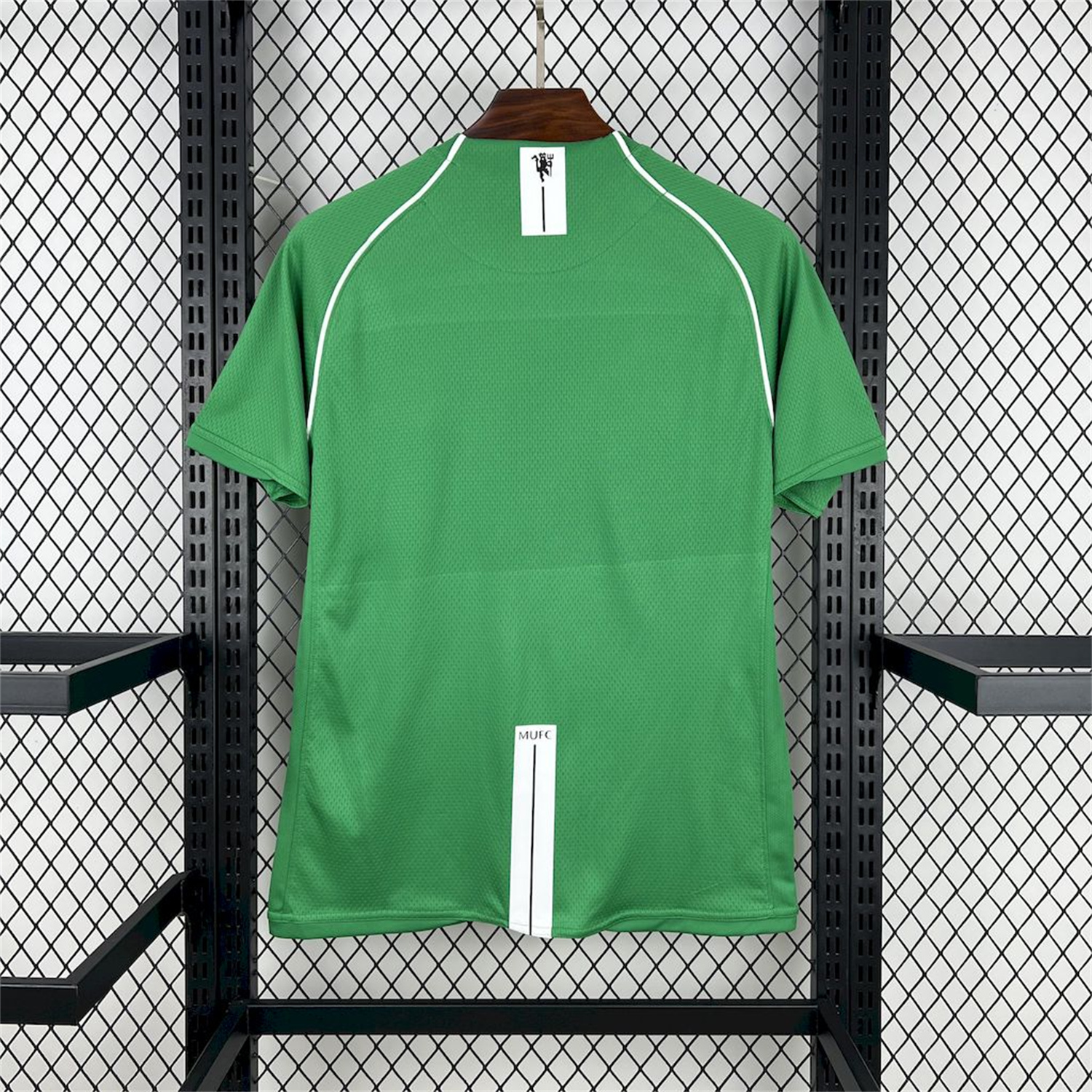 AlphaJersey-Retro Manchester United 2007-08 Green Goalkeeper Jersey