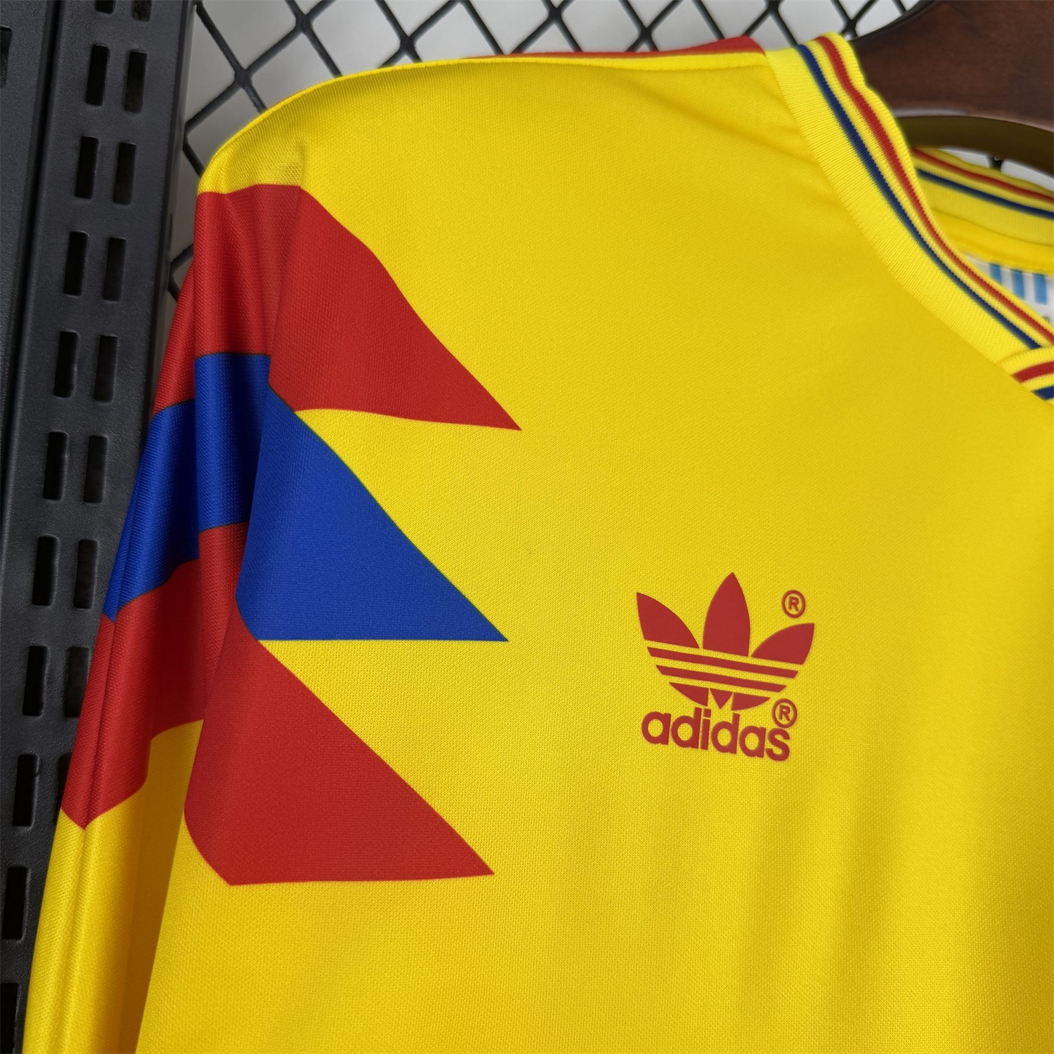 AlphaJersey-Retro Colombia 1990 Home Long Sleeves Jersey - Fans Version