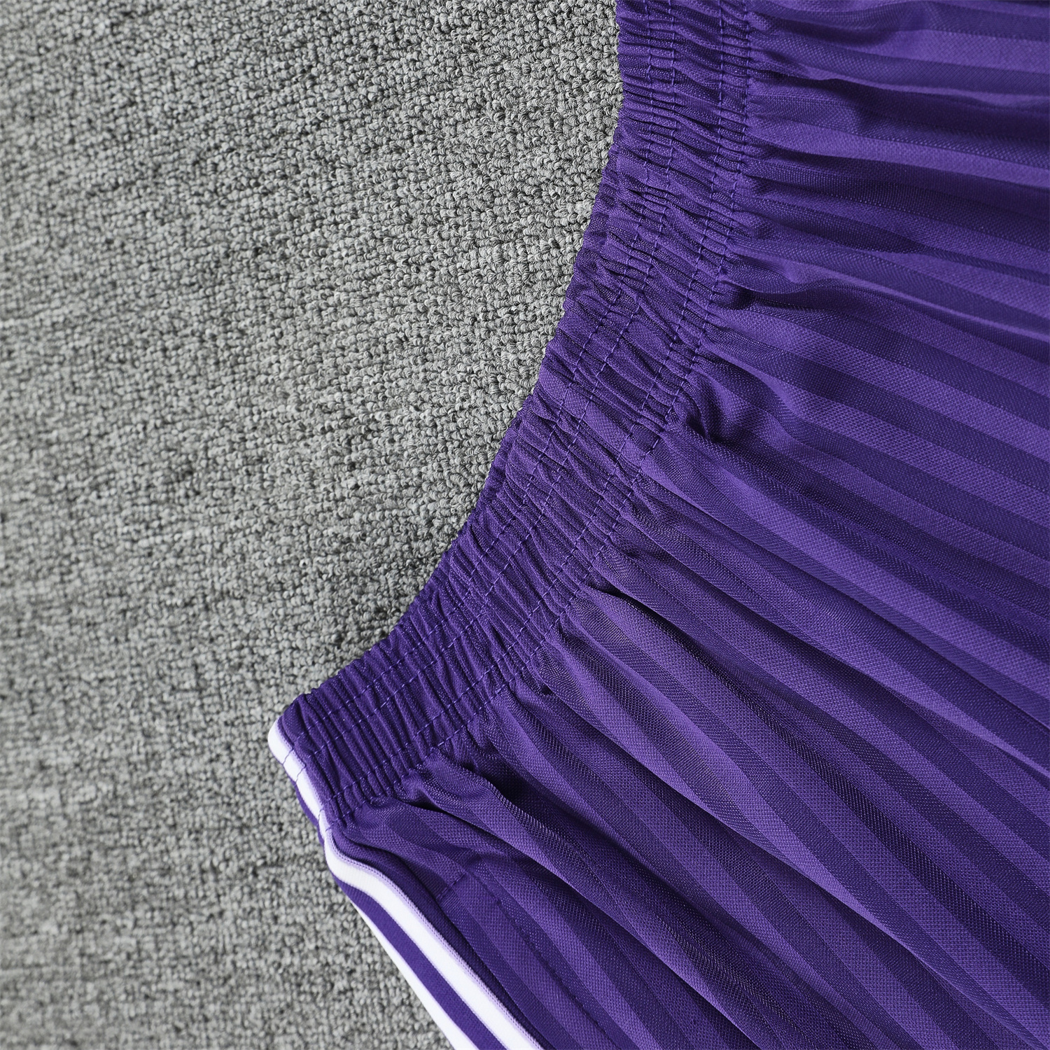 AlphaJersey-Real Madrid 25-26 Short-Sleeve Training Set - Purple And White Top & Purple Shorts