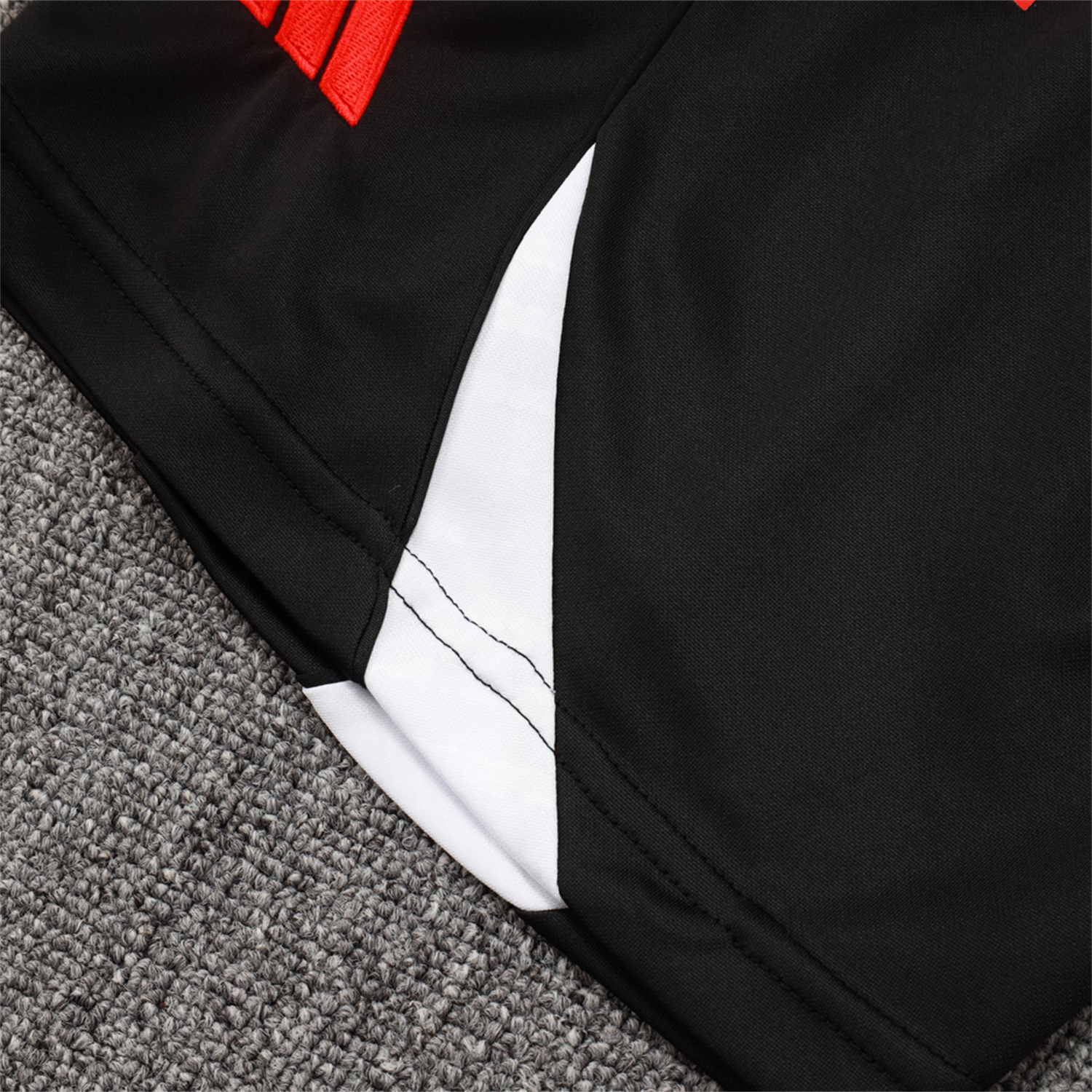 AlphaJersey-Liver.pool 25-26 Vest Training Set - Black Vest & Black Shorts