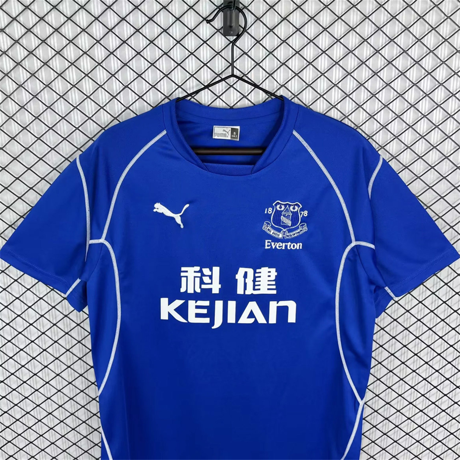 AlphaJersey-Retro Everton 2002-03 Home Jersey
