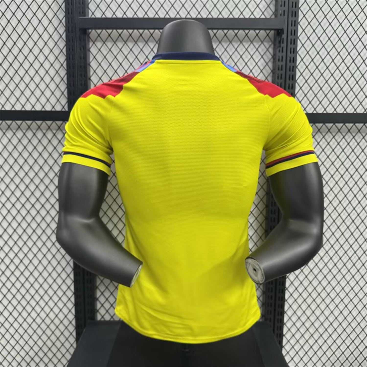 AlphaJersey-Club América 25-26 Blue and Red V-Shaped Camouflage Yellow Jersey - Player Version