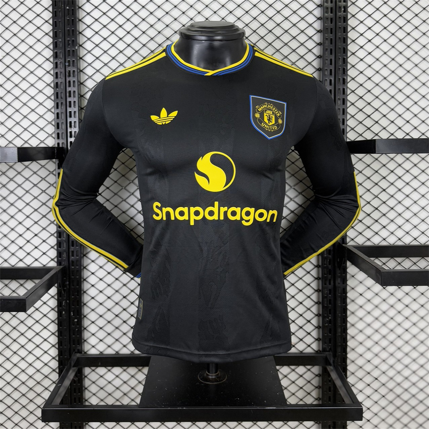 AlphaJersey-Manchester United 25-26 Third Black Long Sleeves Jersey - Player Version