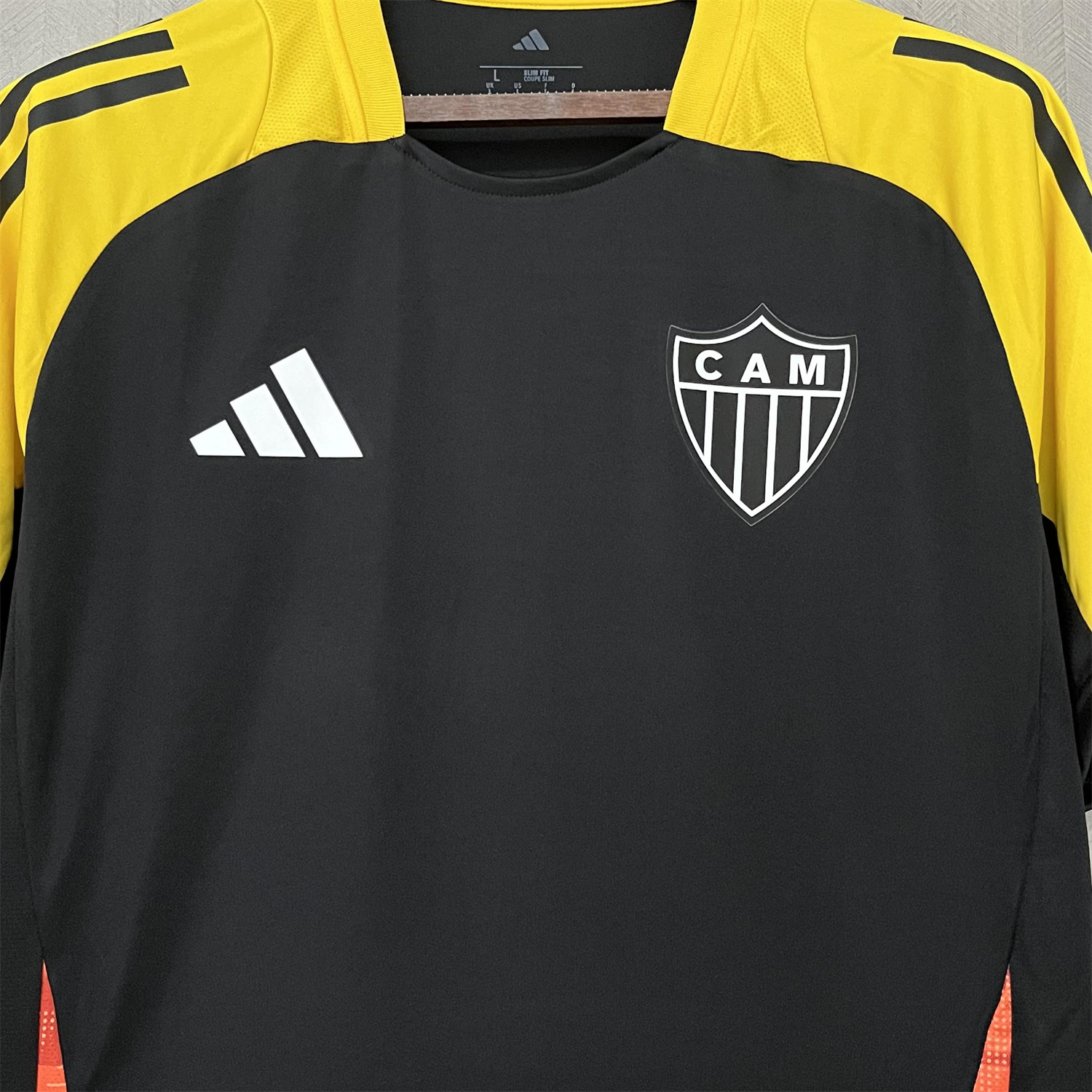 AlphaJersey-Atletico Mineiro 25-26 Black Pre-Match Training Unsponsored Jersey - Fans Version