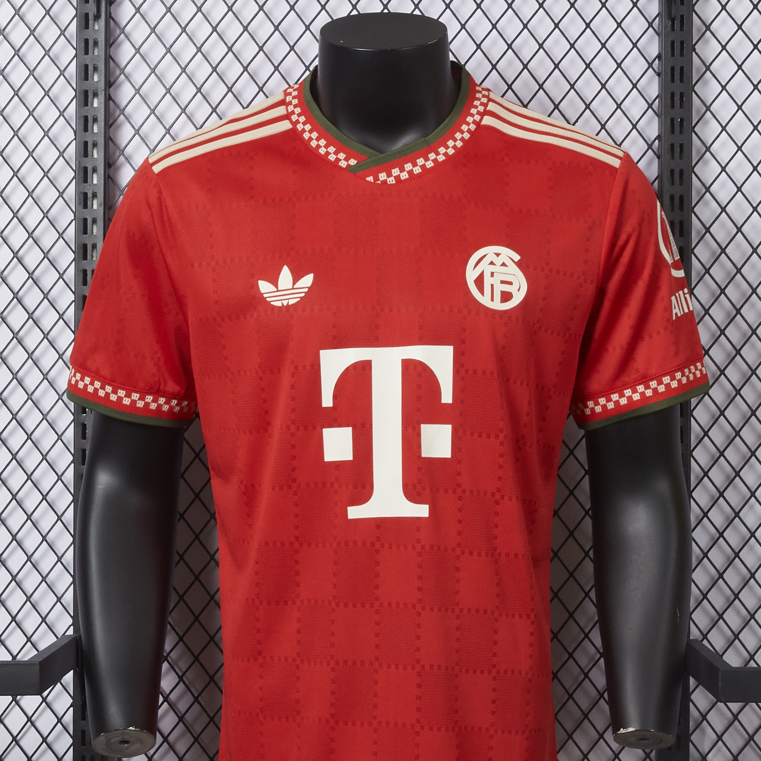 AlphaJersey-Bayern Munich 25-26 Trefoil Red Special Jersey - Player Version