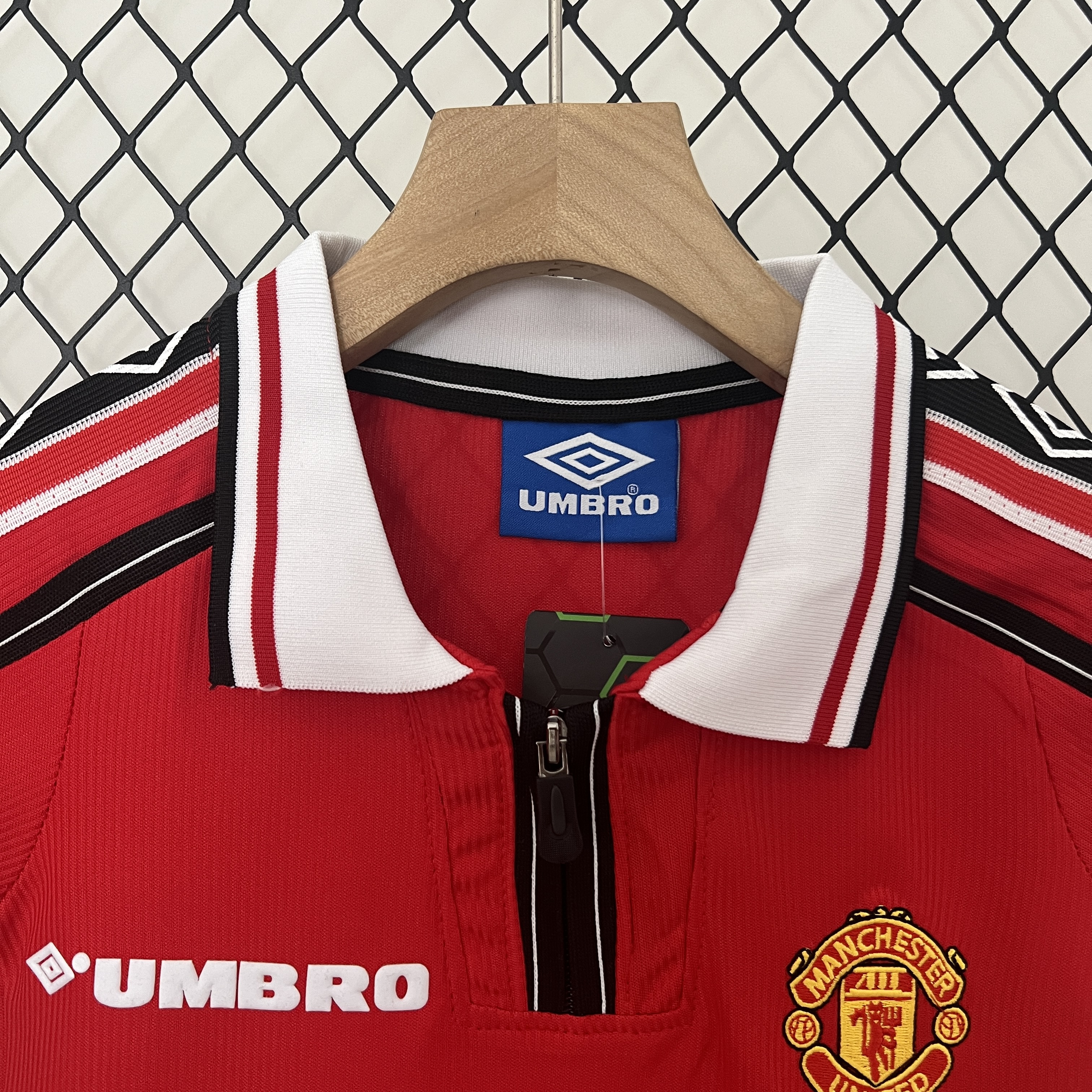 AlphaJersey-Retro Manchester United 1998-99 Home Stadium Kids Kit