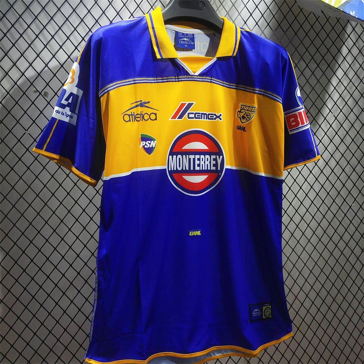 AlphaJersey-Retro Tigres UANL 2000-01 Away Jersey