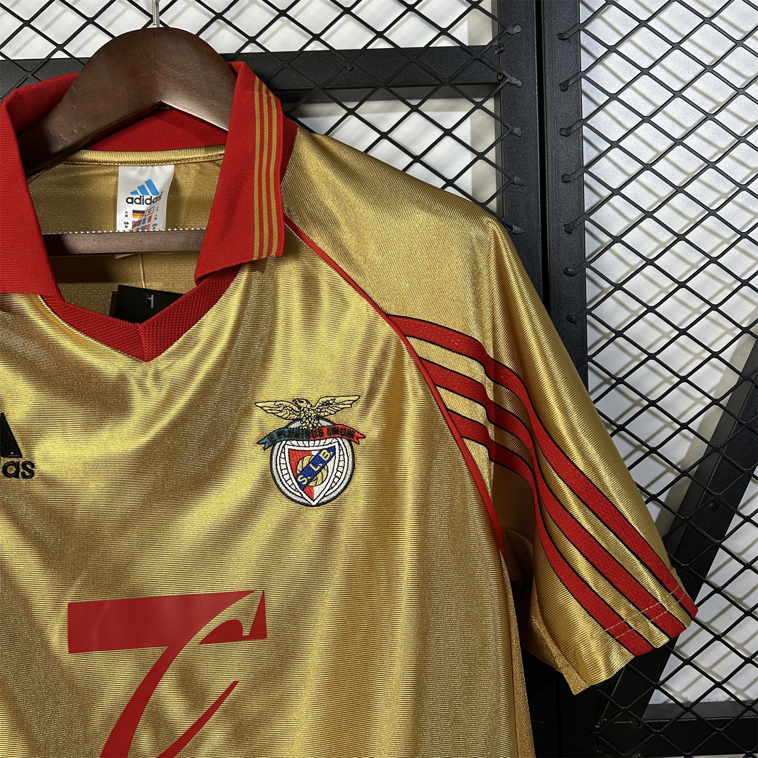 AlphaJersey-Retro Benfica 1998-99 Away Jersey