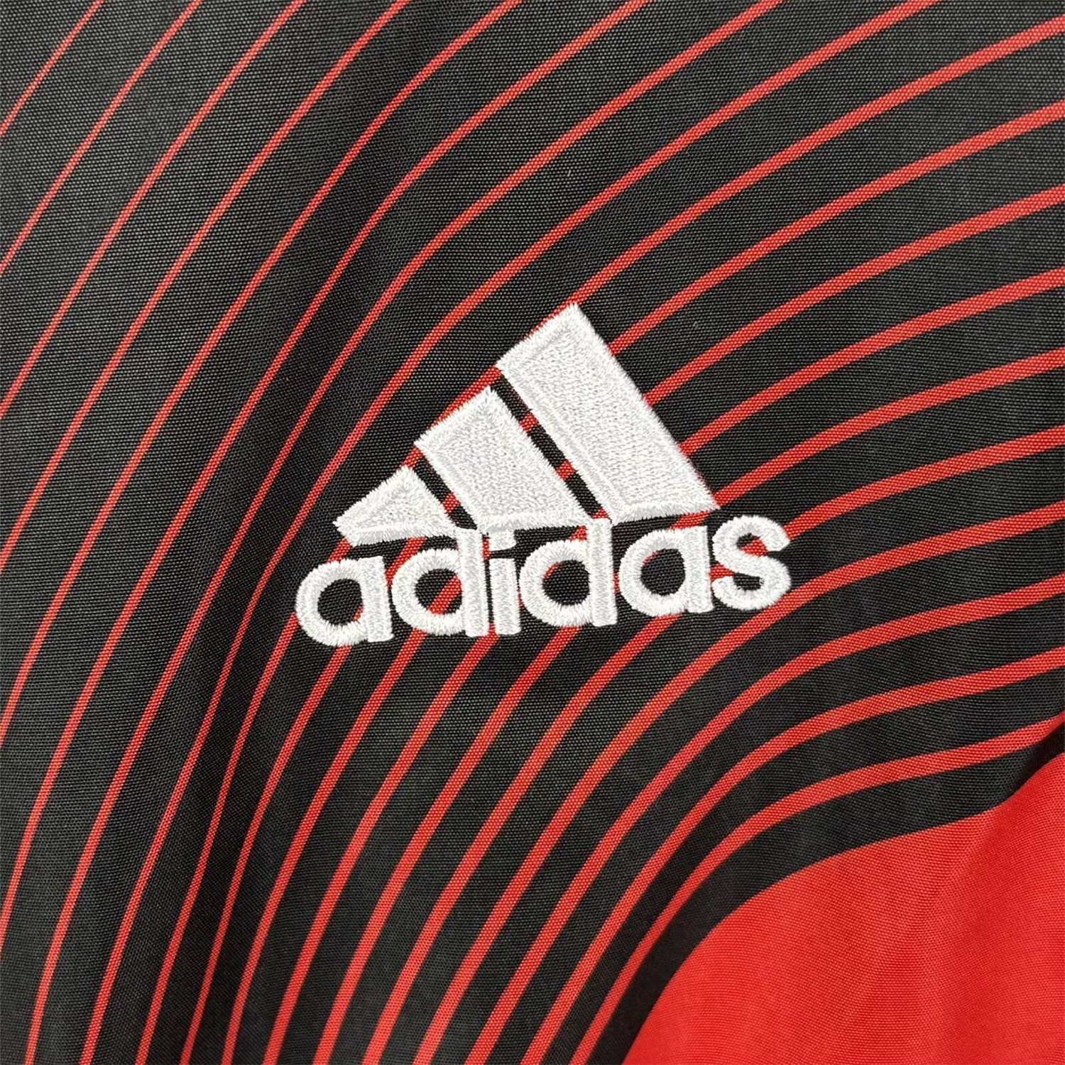 AlphaJersey-Retro AC Milan 2006-07 Home Windbreaker Jacket - Red With Black